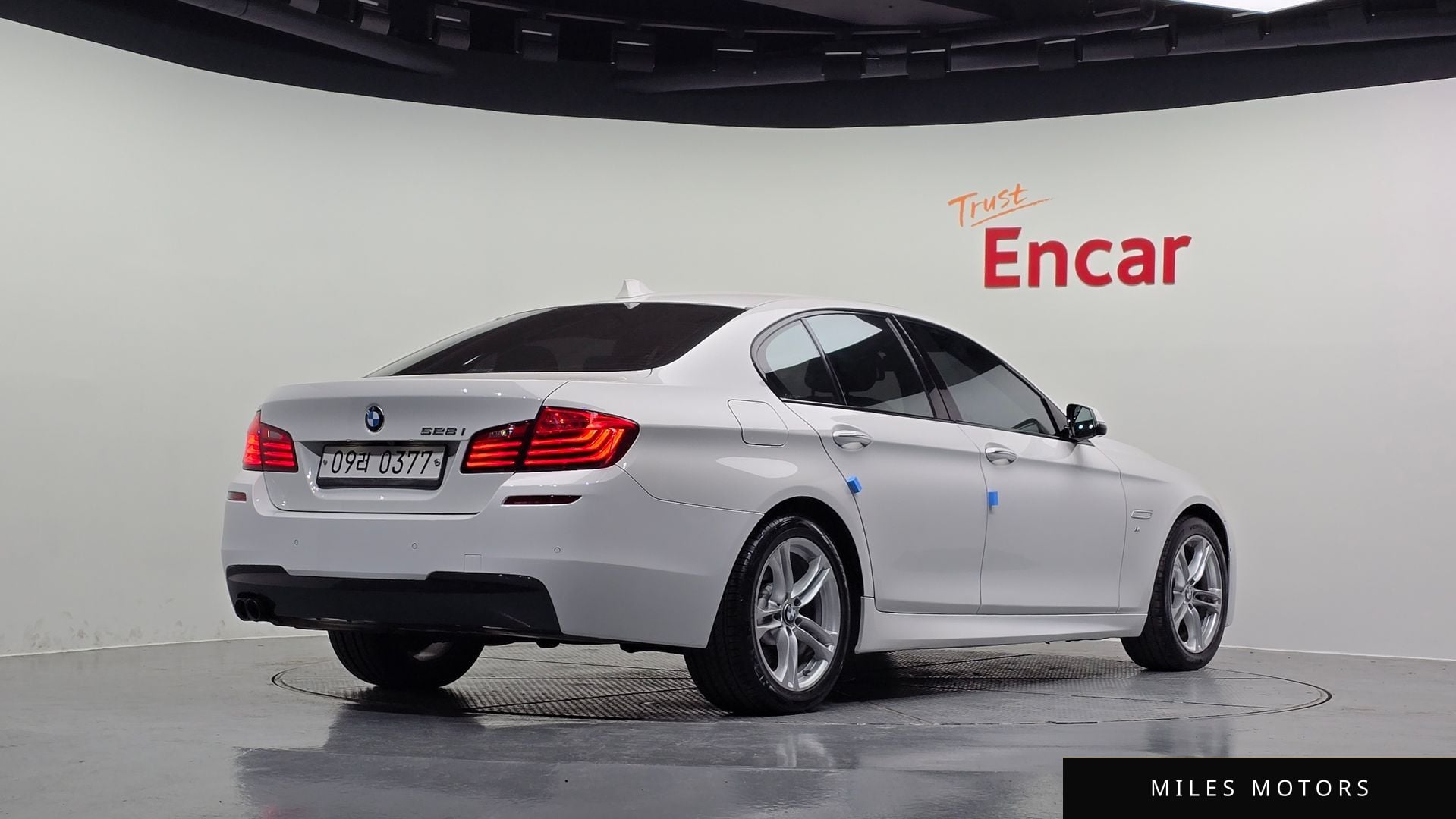 BMW 5 Series (F10) 2016 — миниатюра 2