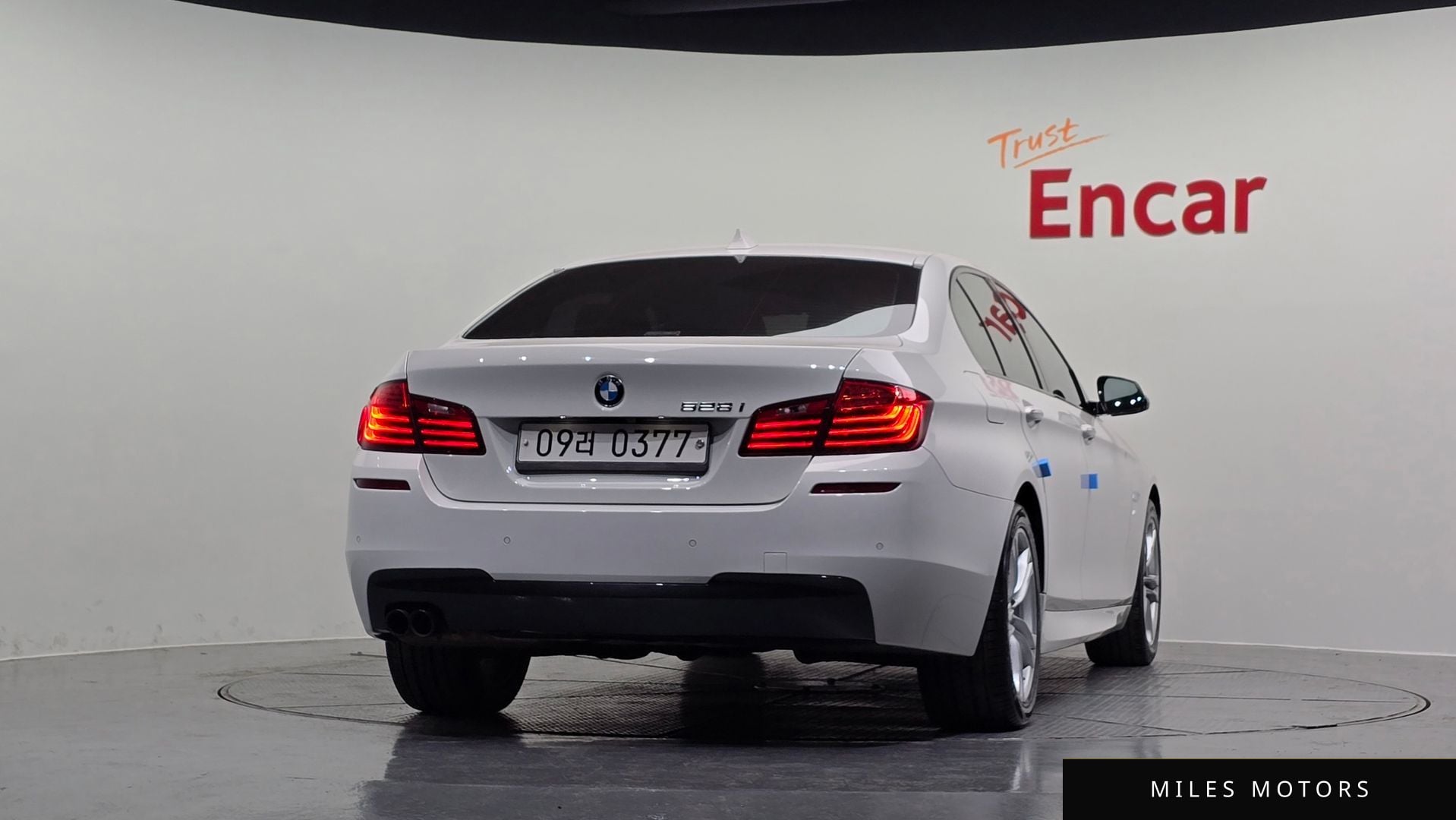 BMW 5 Series (F10) 2016 — миниатюра 4