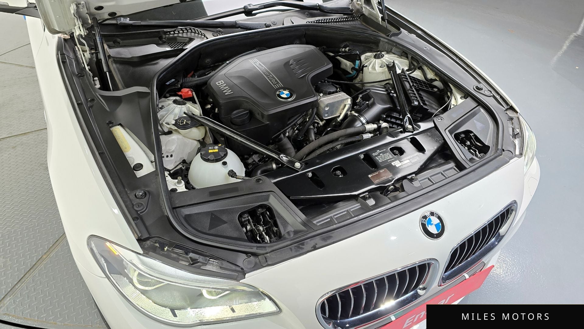 BMW 5 Series (F10) 2016 — миниатюра 6