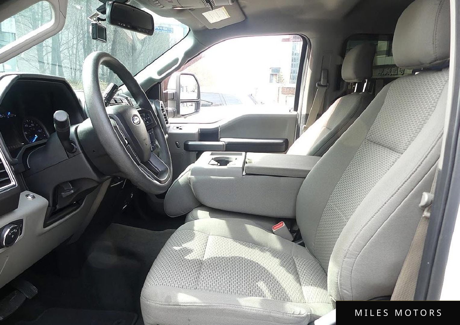 Ford F350 2017 — миниатюра 7