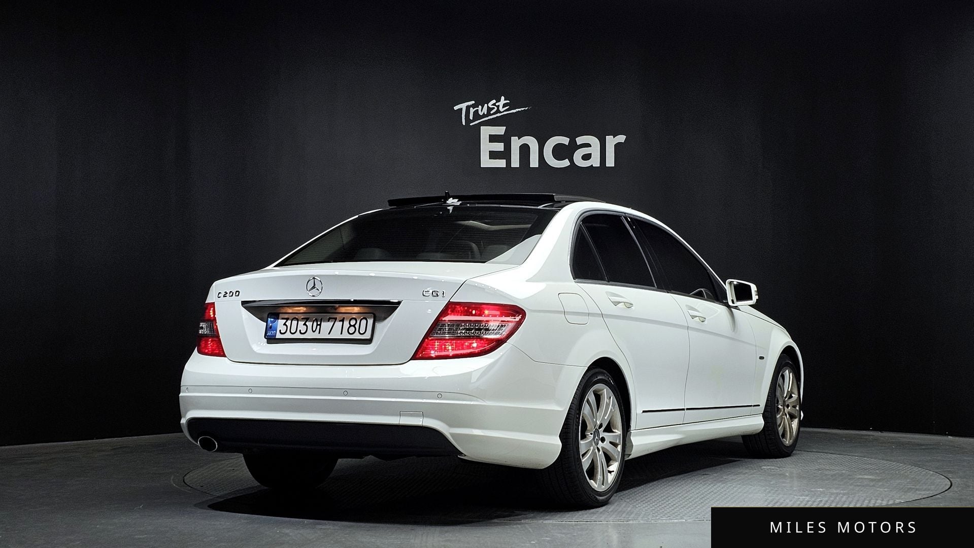 Mercedes-Benz C-Class W204 2010 — миниатюра 2