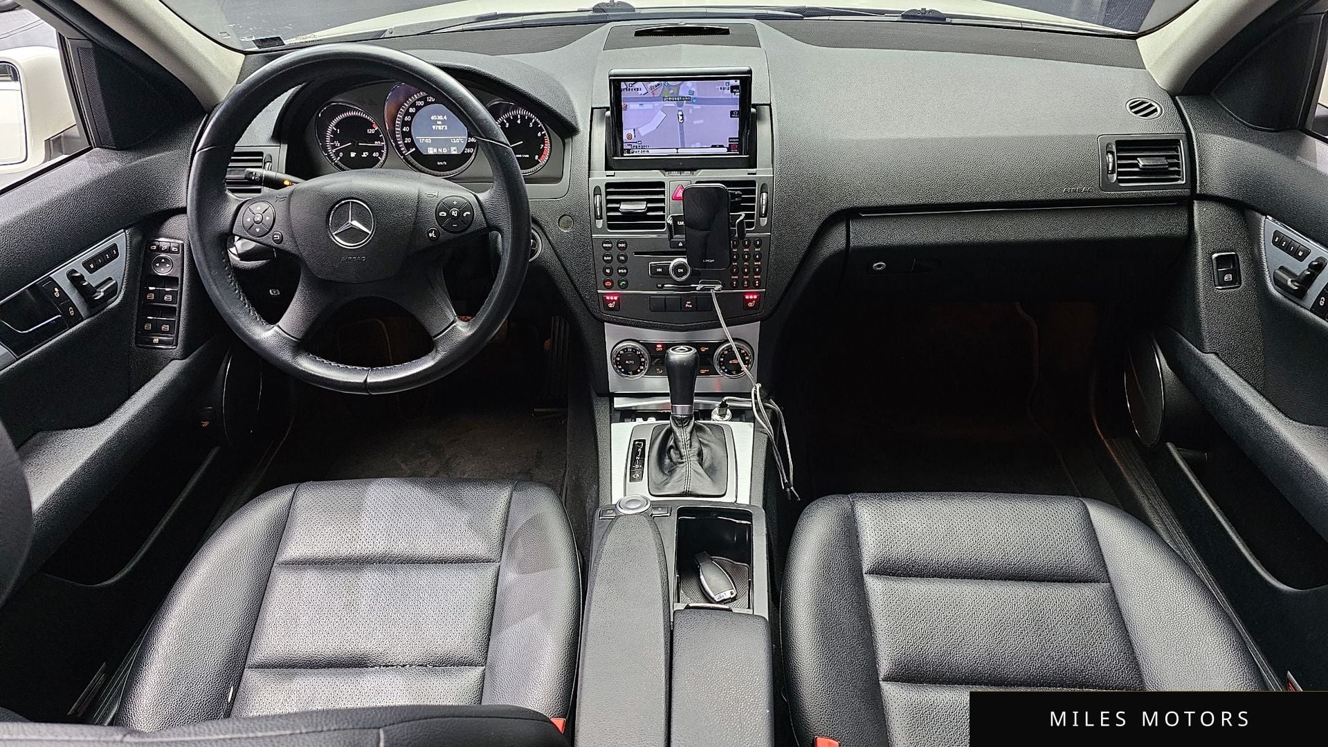 Mercedes-Benz C-Class W204 2010 — миниатюра 7