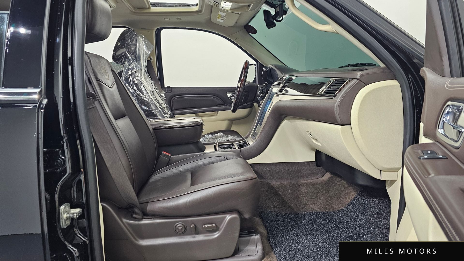 Cadillac Escalade 2013 — миниатюра 10