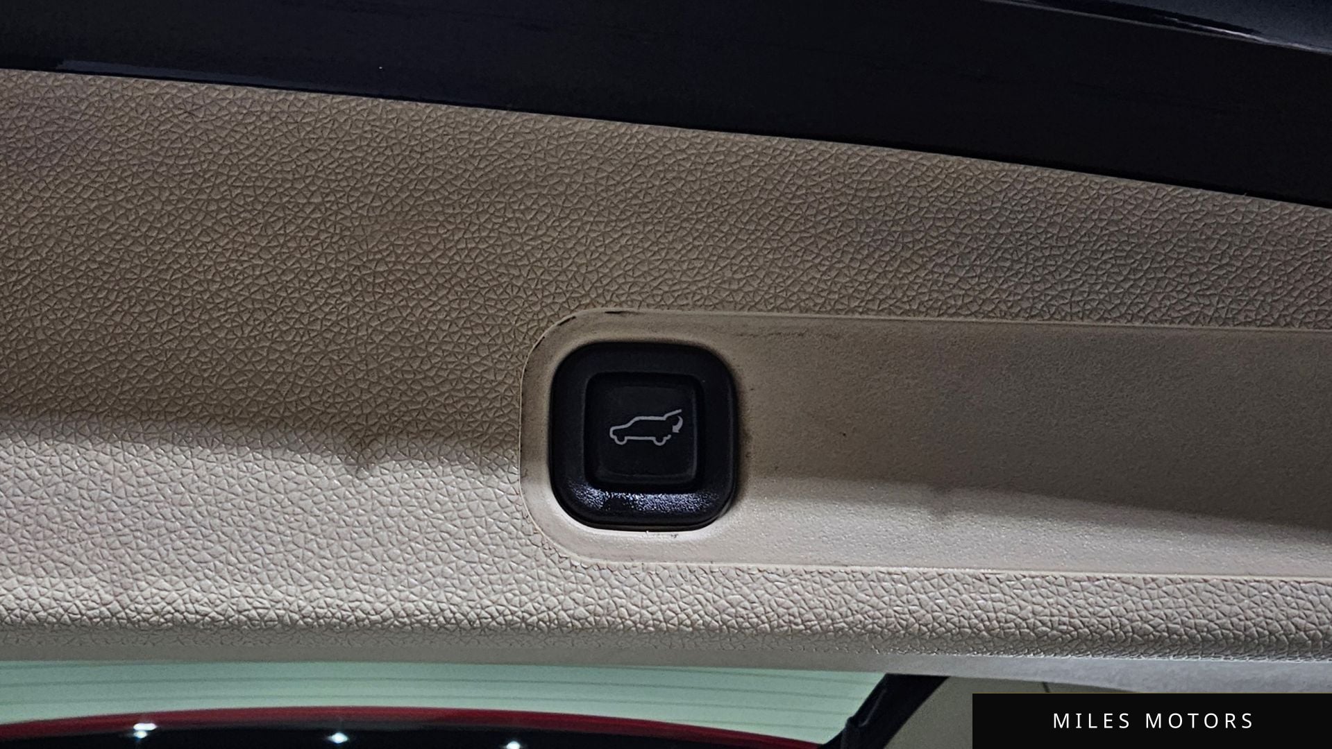 Cadillac Escalade 2013 — миниатюра 20