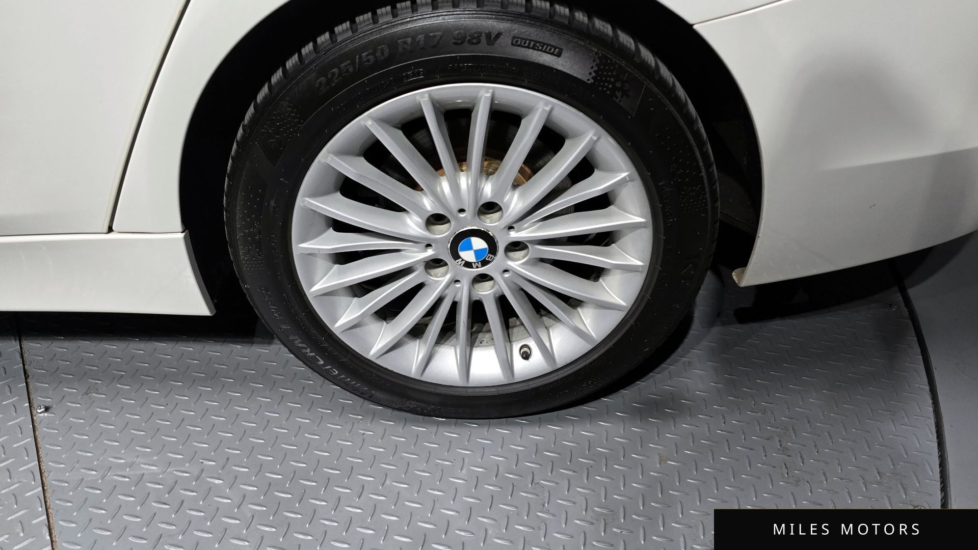 BMW 3 Series (F30) 2017 — миниатюра 5
