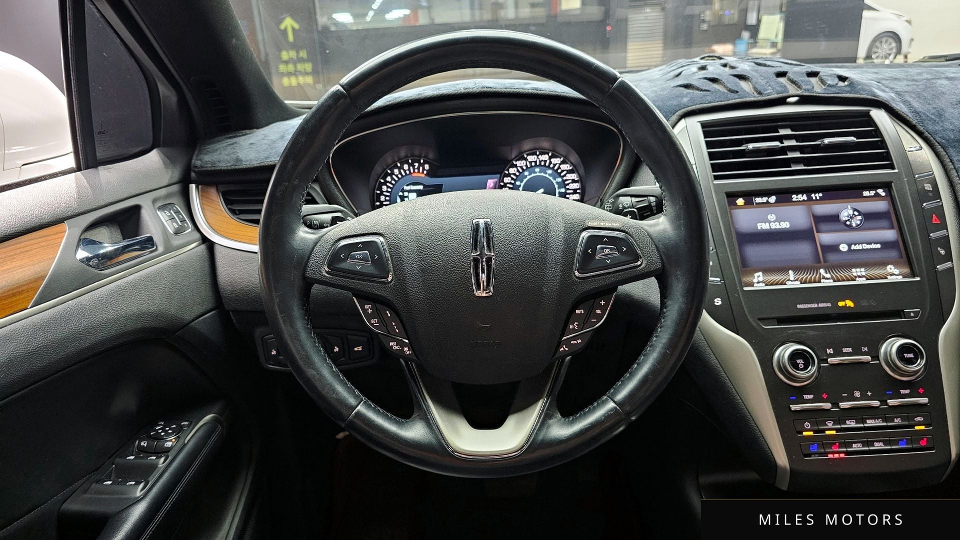 Lincoln MKC 2017 — миниатюра 8