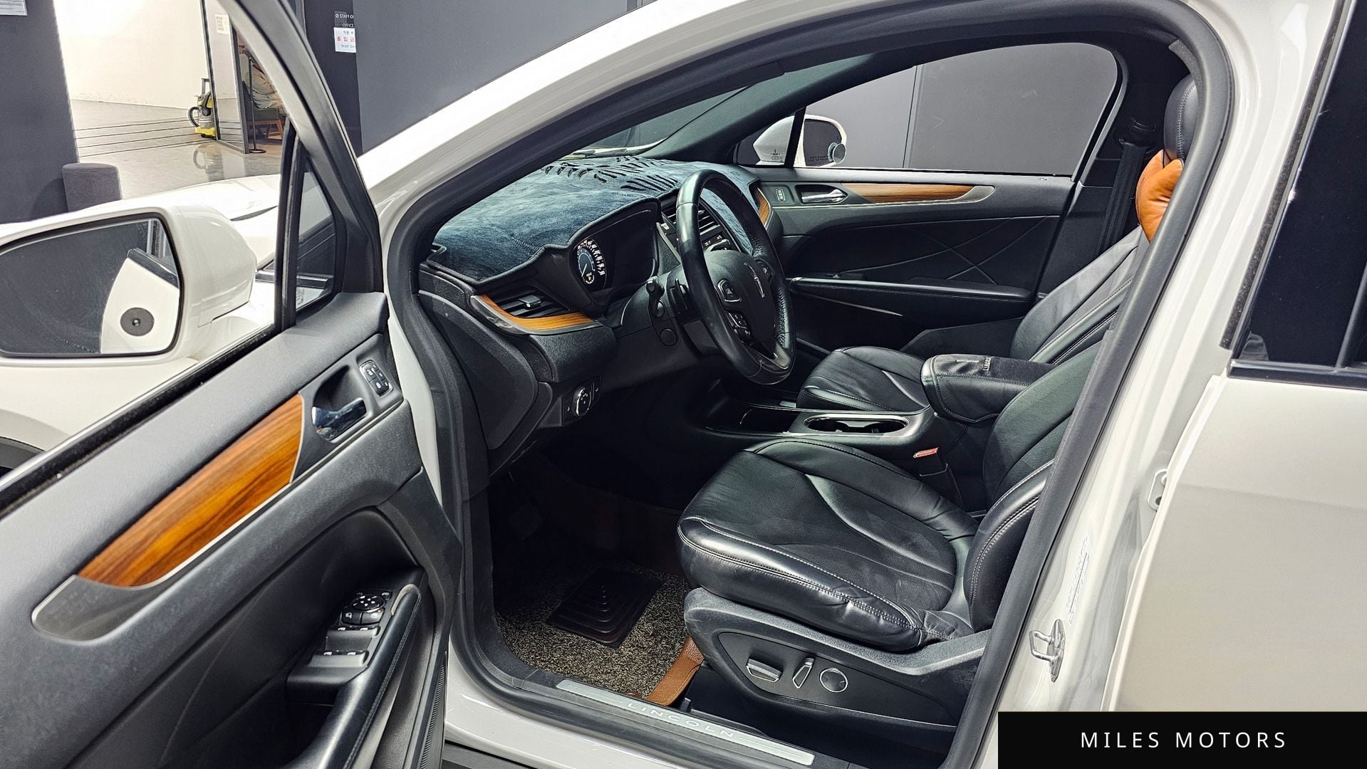Lincoln MKC 2017 — миниатюра 12
