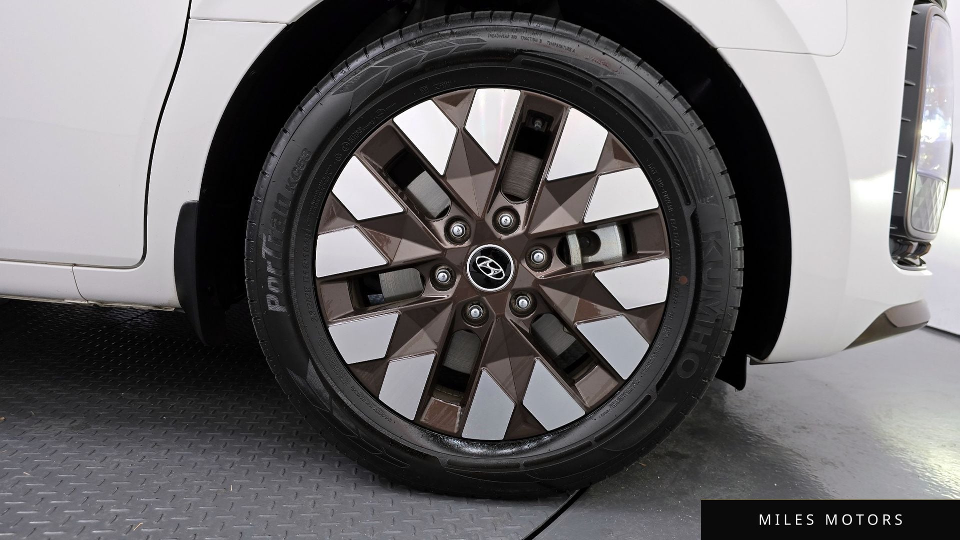 Hyundai 스타리아 2023 — миниатюра 5