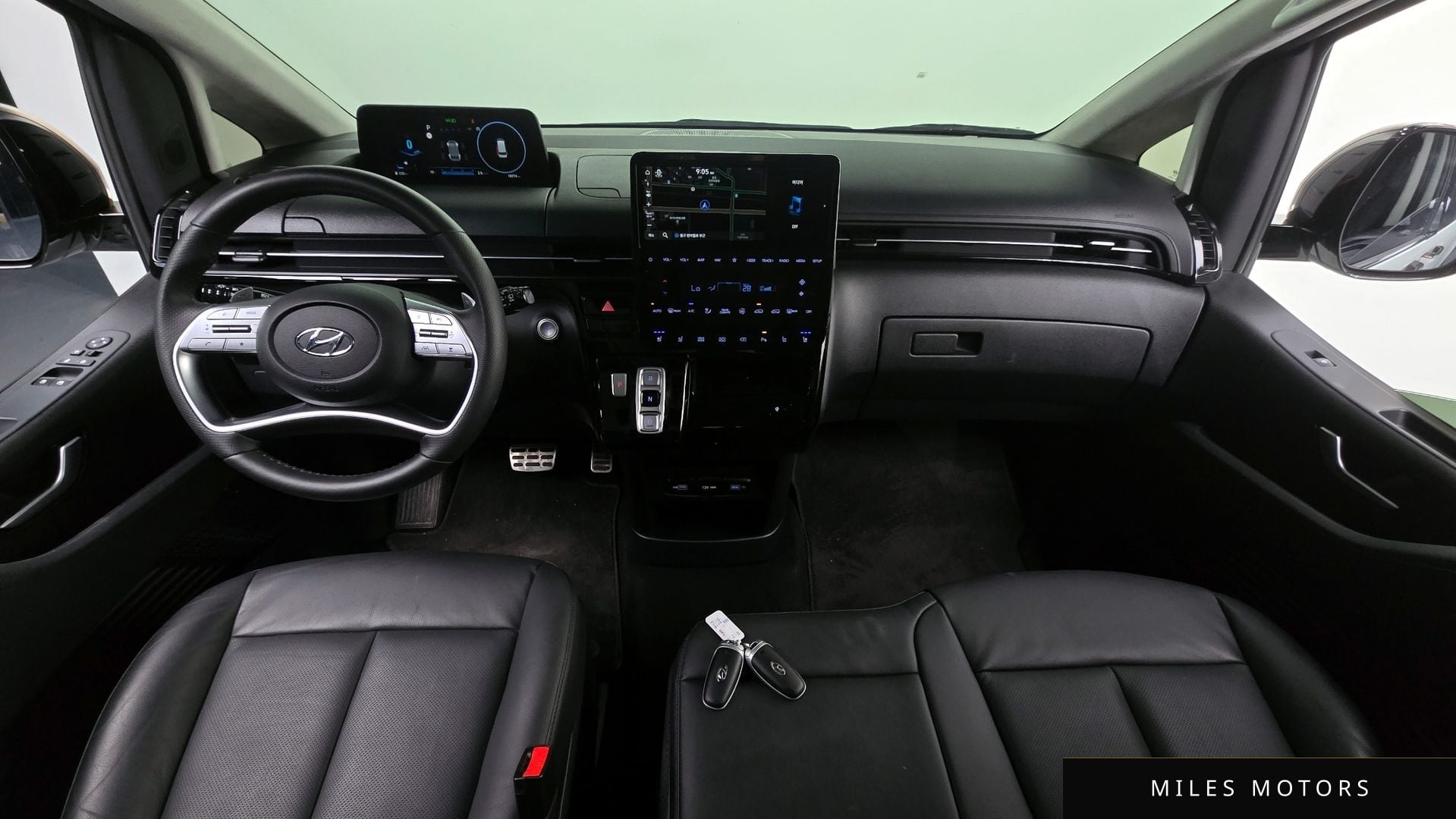 Hyundai 스타리아 2023 — миниатюра 7