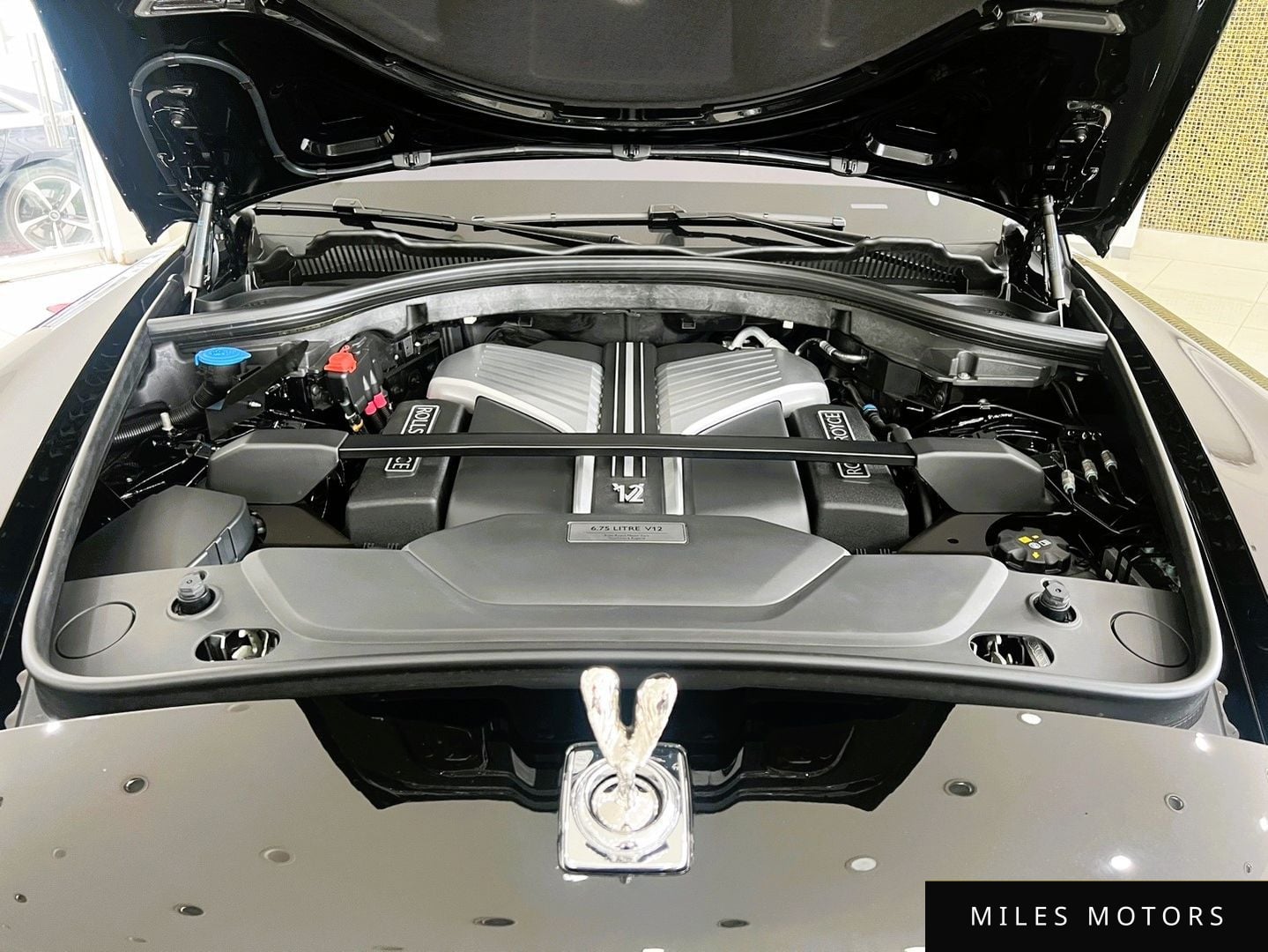 Rolls-Royce 컬리넌 2023 — миниатюра 6