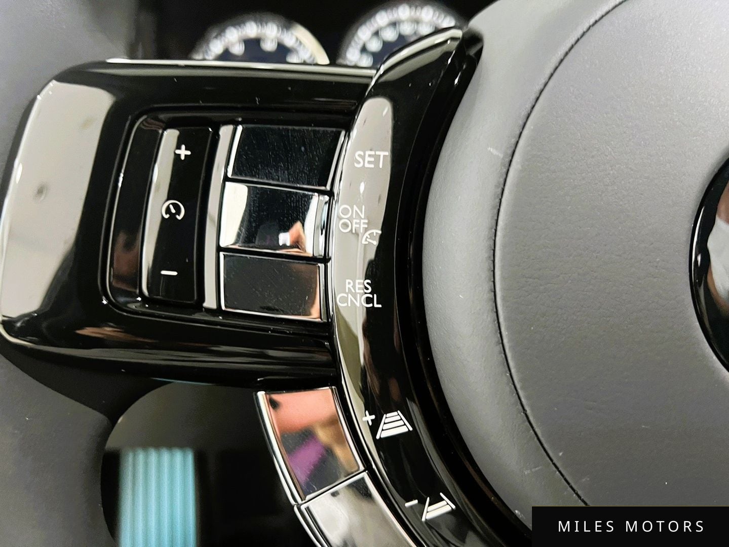 Rolls-Royce 컬리넌 2023 — миниатюра 12