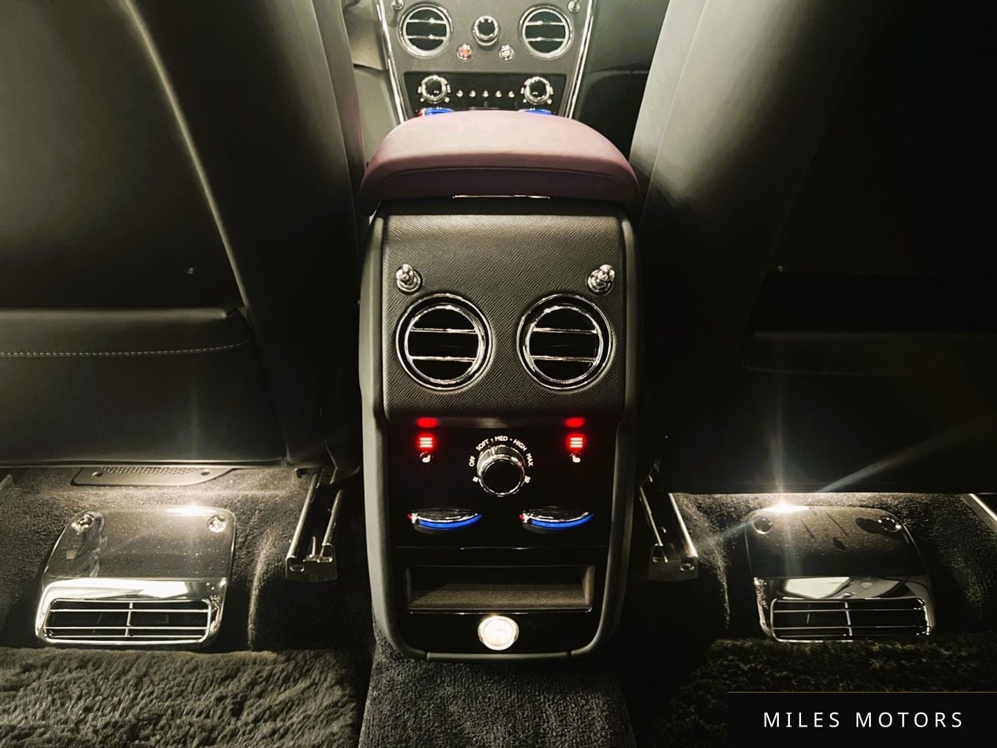 Rolls-Royce 컬리넌 2023 — миниатюра 16