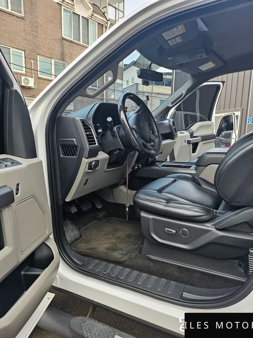 Ford F150 2015 — миниатюра 10