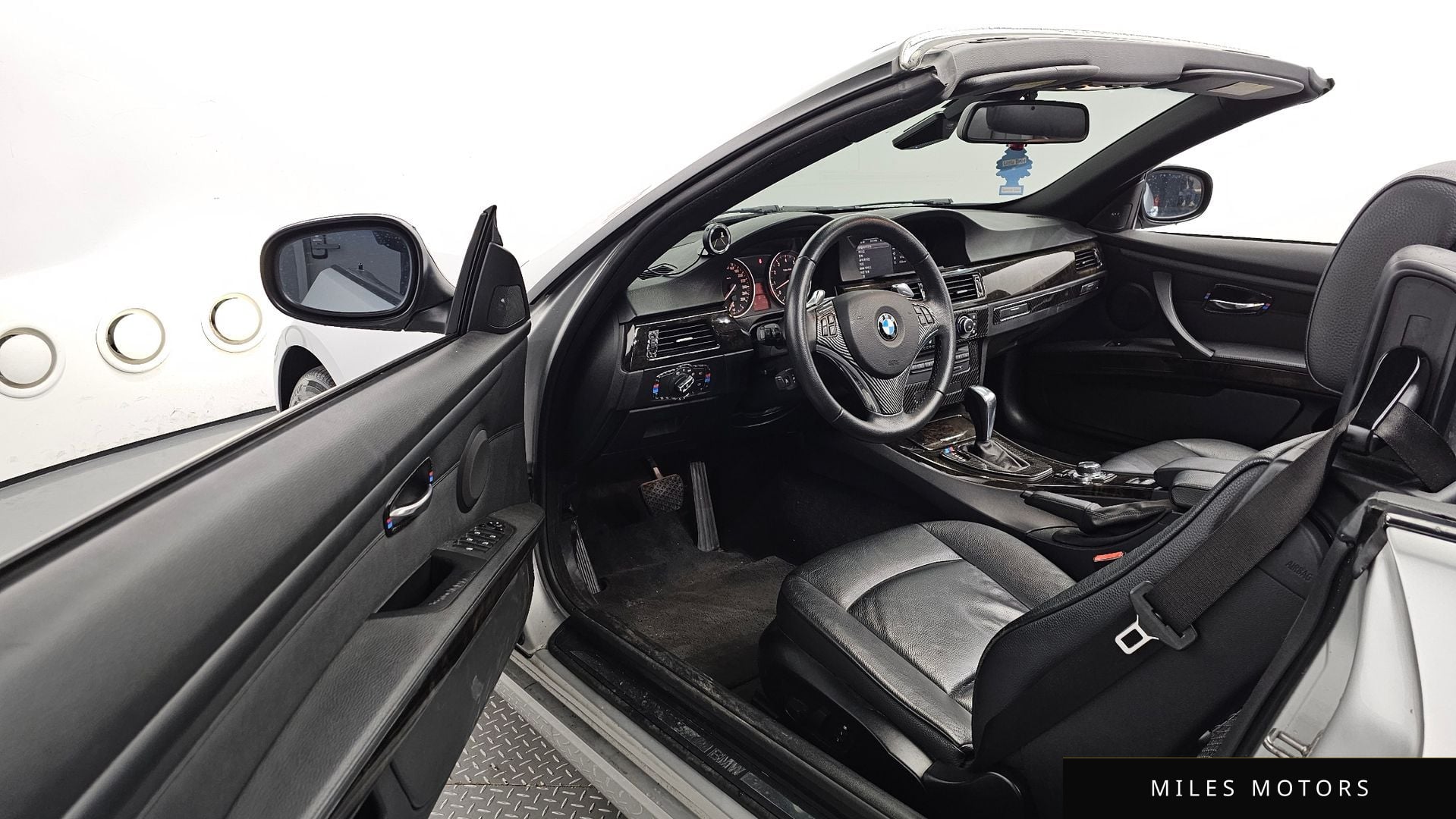 BMW 3 Series (E90) 2010 — миниатюра 10