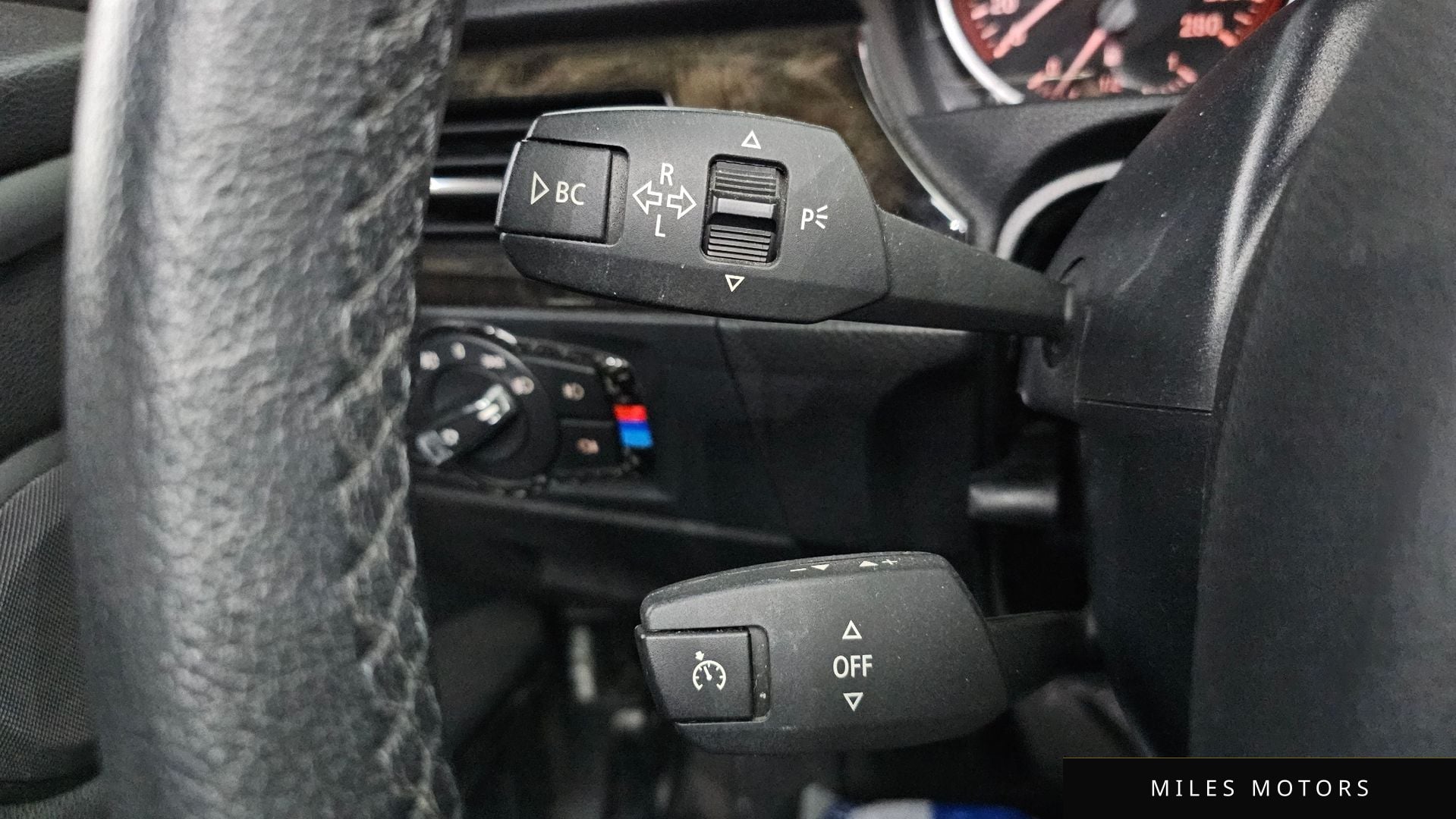 BMW 3 Series (E90) 2010 — миниатюра 17
