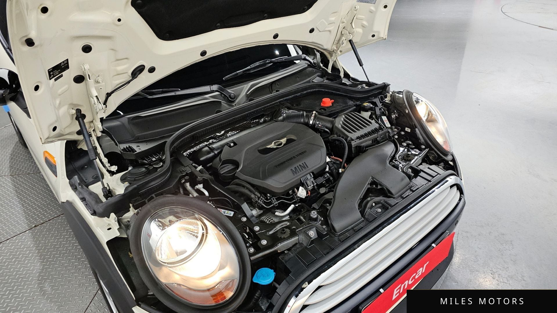 MINI Cooper D 2015 — миниатюра 6