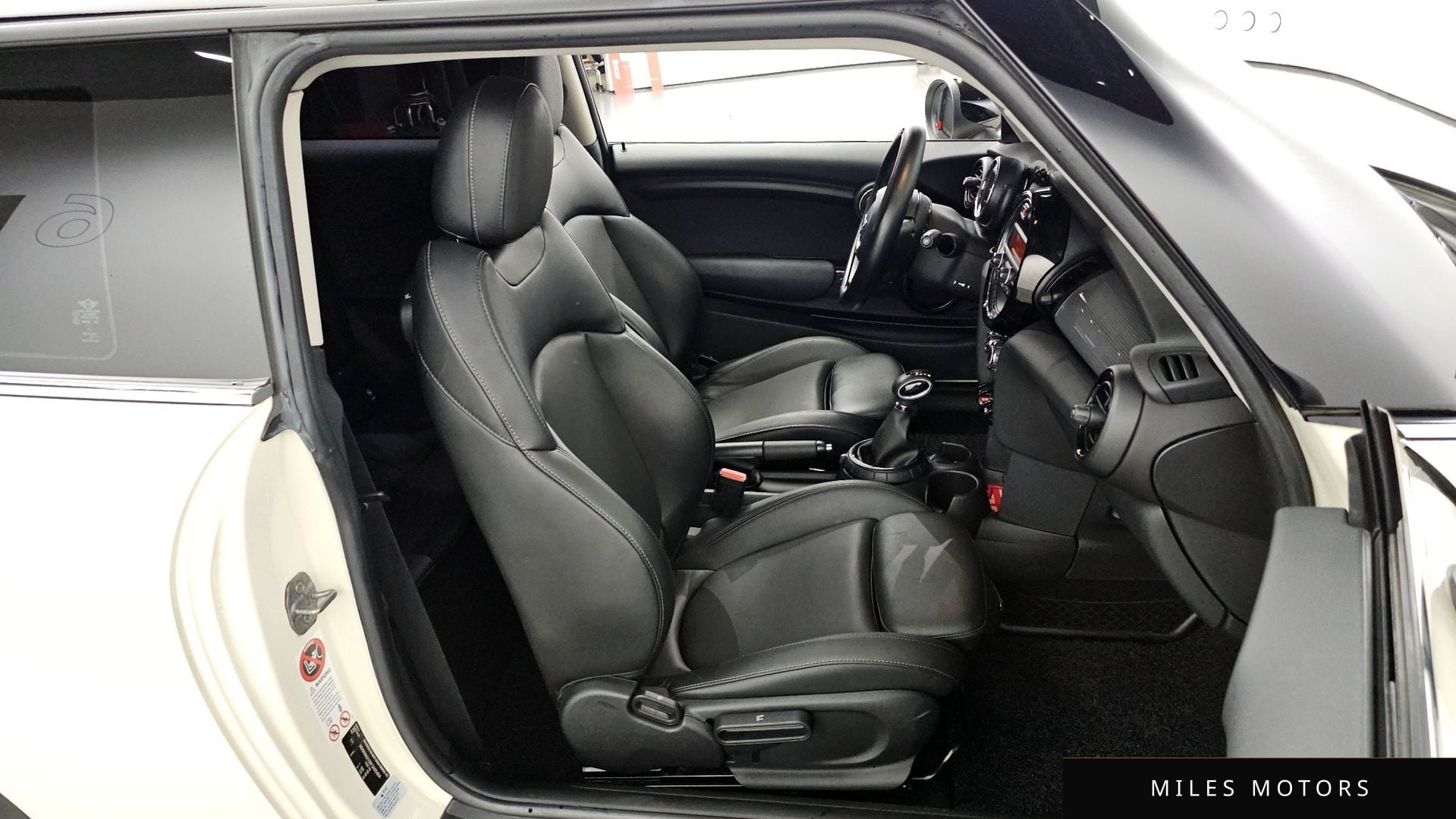 MINI Cooper D 2015 — миниатюра 10