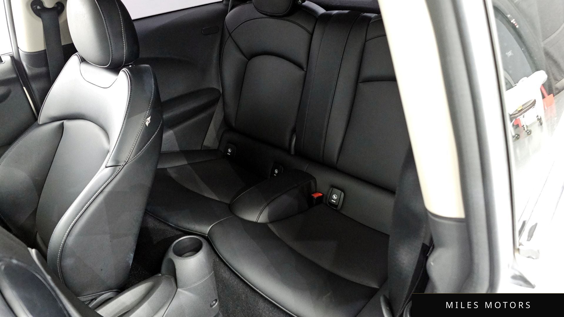 MINI Cooper D 2015 — миниатюра 12