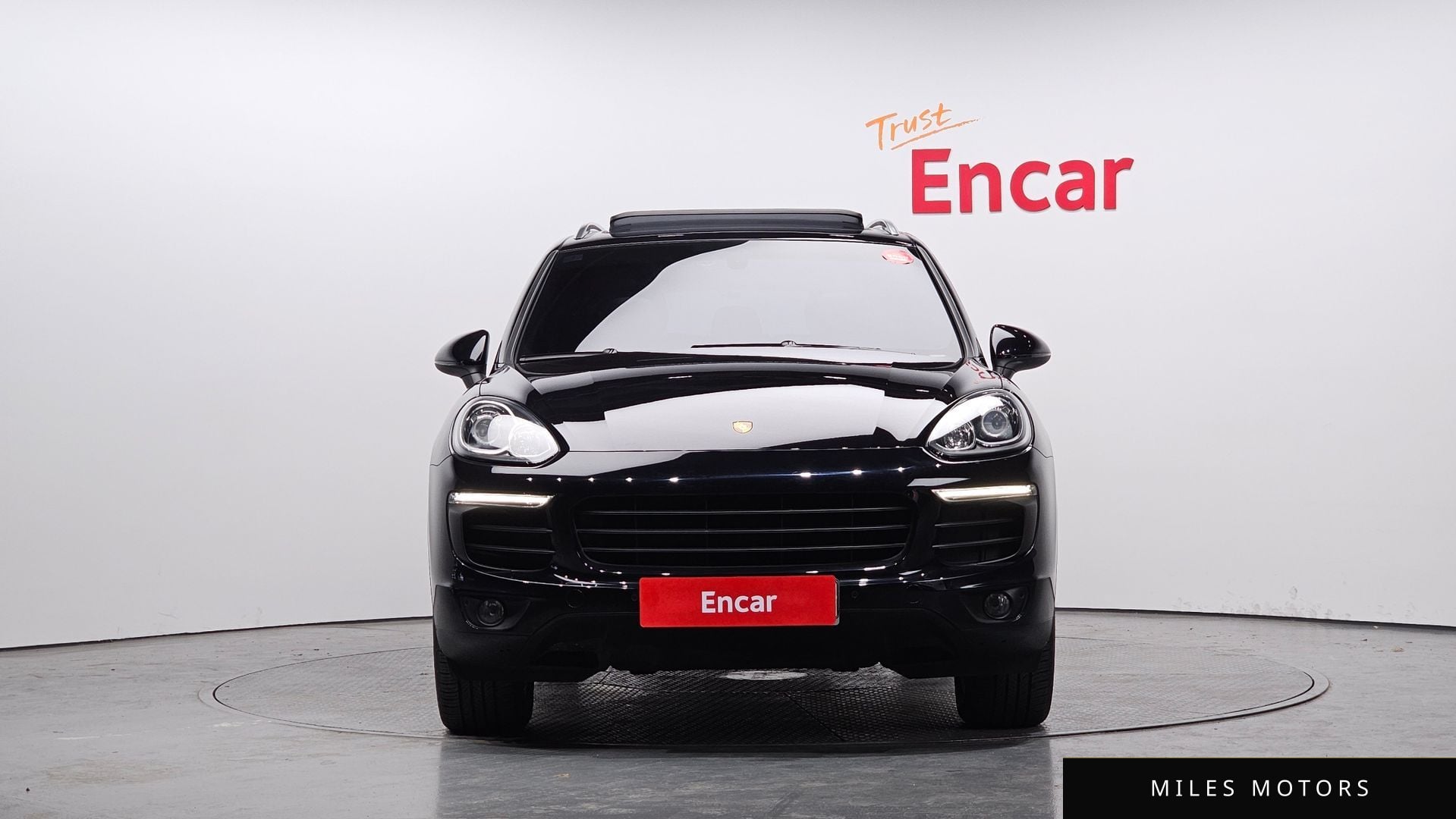 Porsche Cayenne 2016 — миниатюра 3