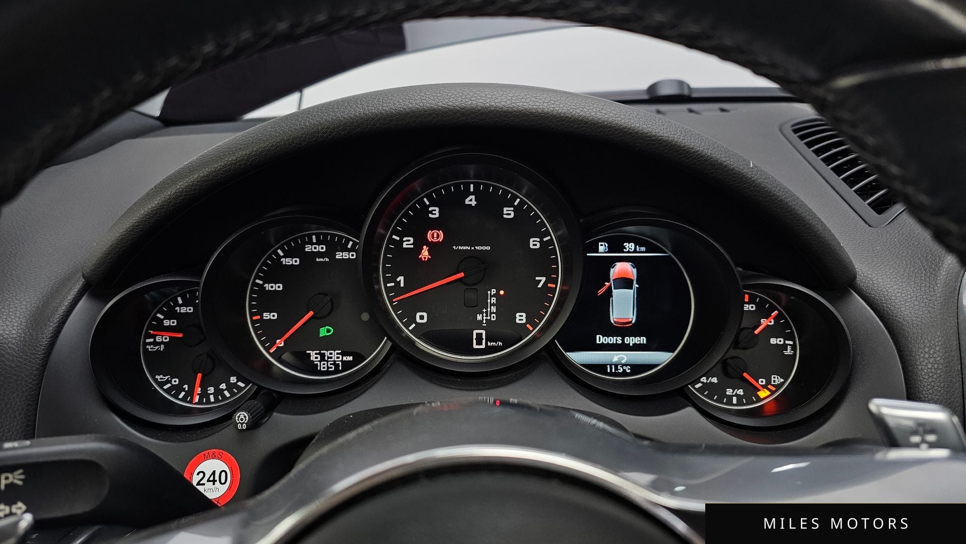 Porsche Cayenne 2016 — миниатюра 8