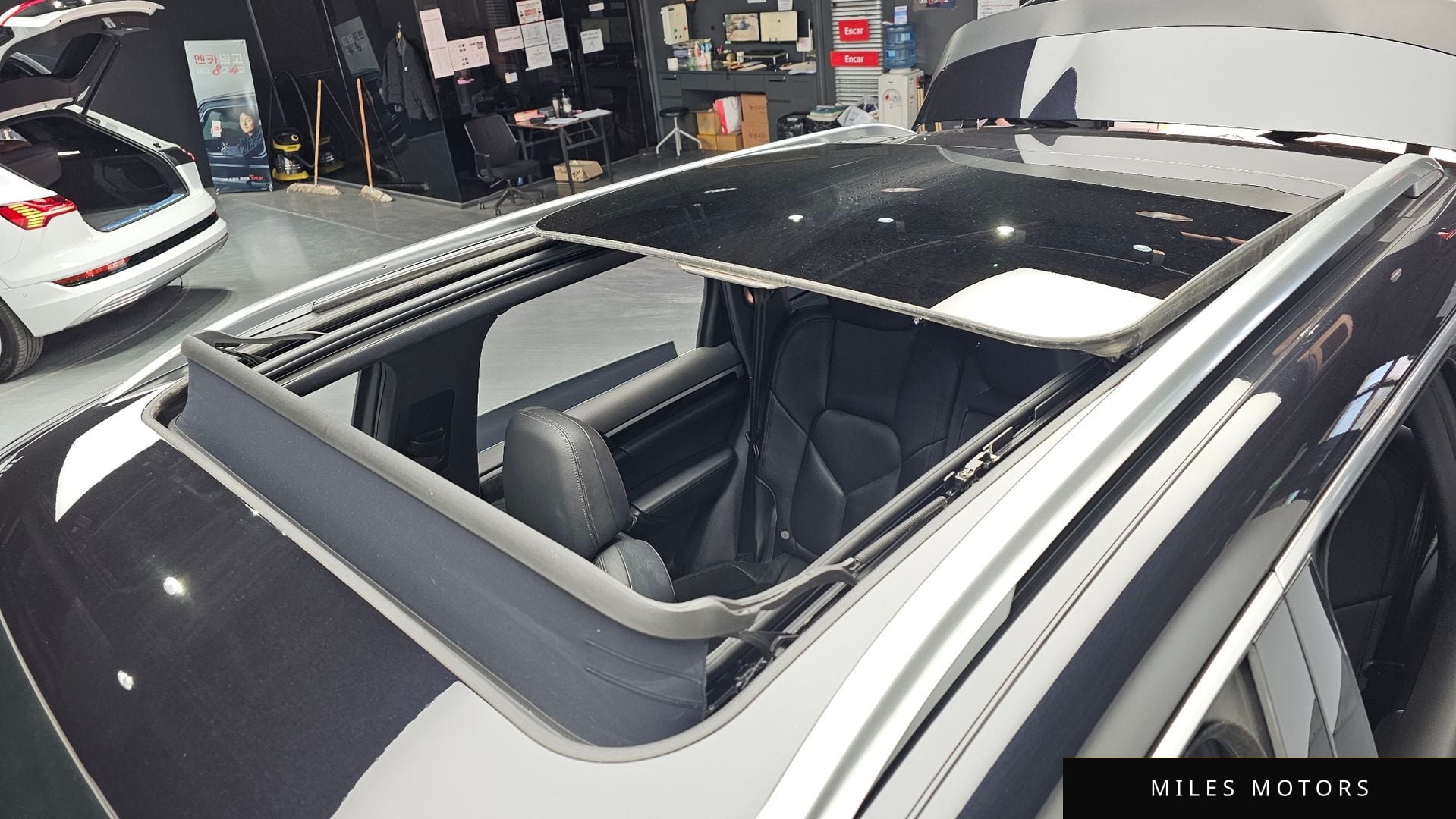Porsche Cayenne 2016 — миниатюра 19