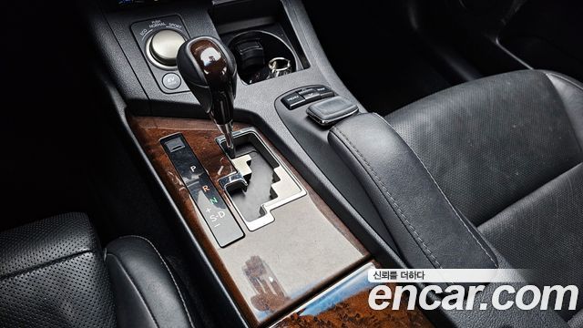 Лексус ES300h 2015 — миниатюра 9