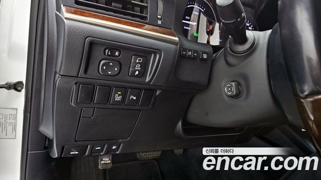Лексус ES300h 2015 — миниатюра 14