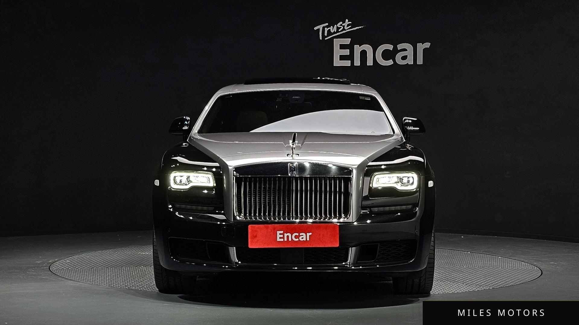 Rolls-Royce 고스트 2019 — миниатюра 3