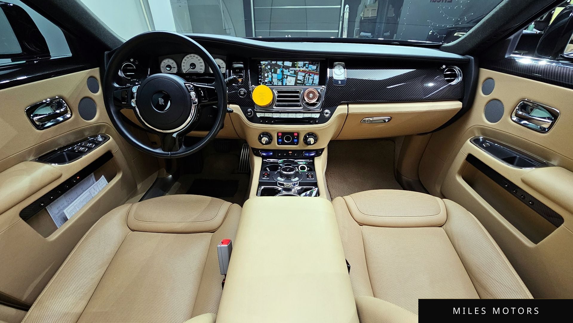 Rolls-Royce 고스트 2019 — миниатюра 7
