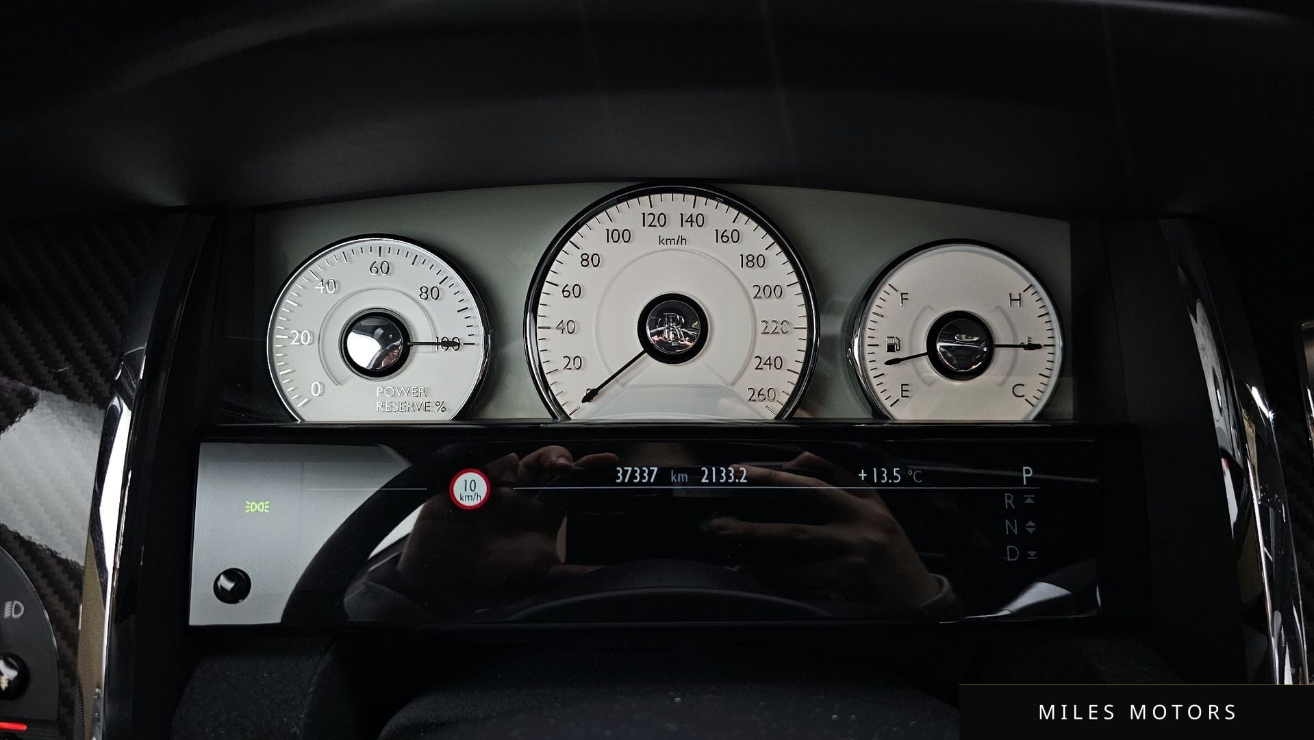 Rolls-Royce 고스트 2019 — миниатюра 8