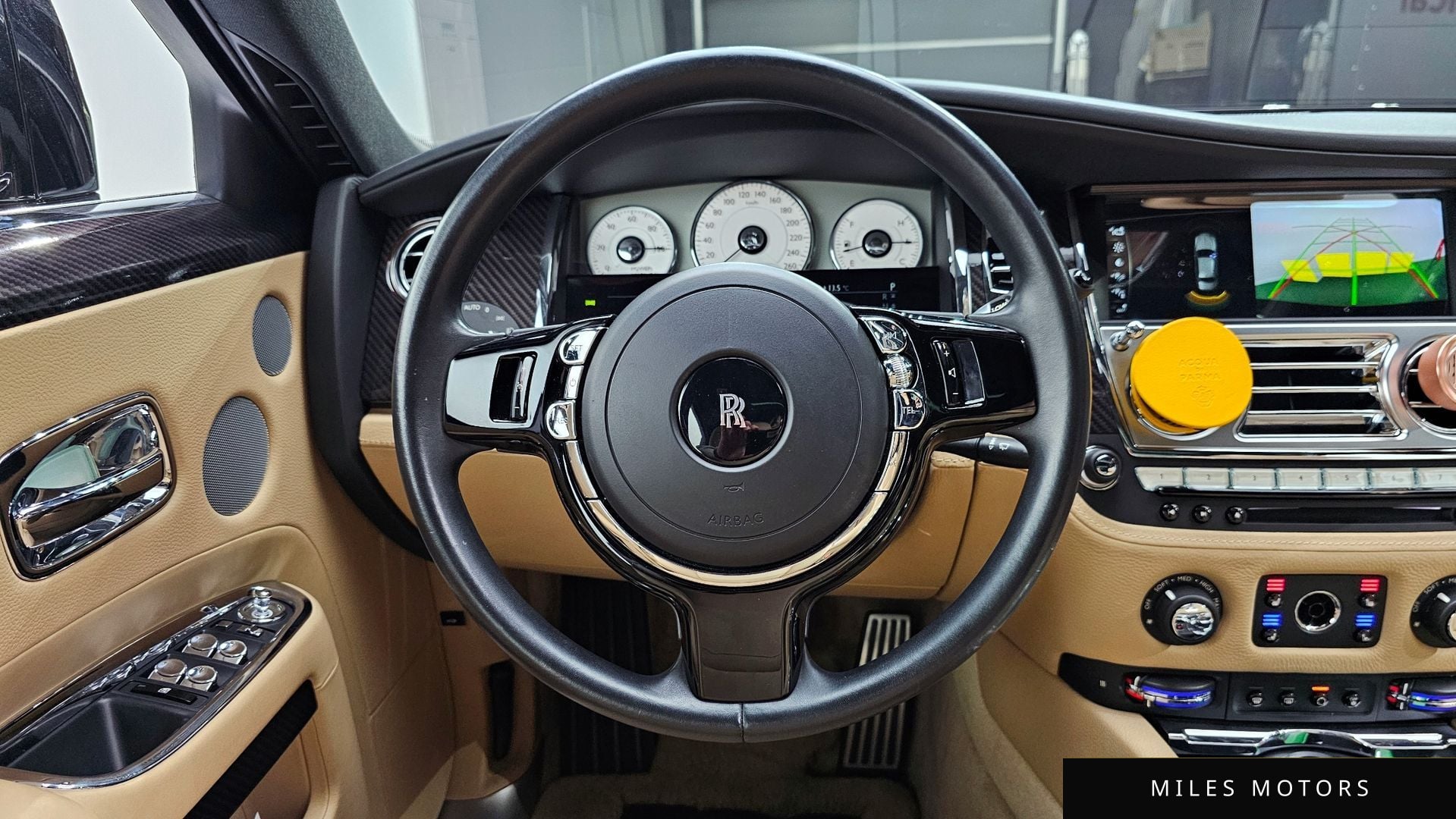 Rolls-Royce 고스트 2019 — миниатюра 13