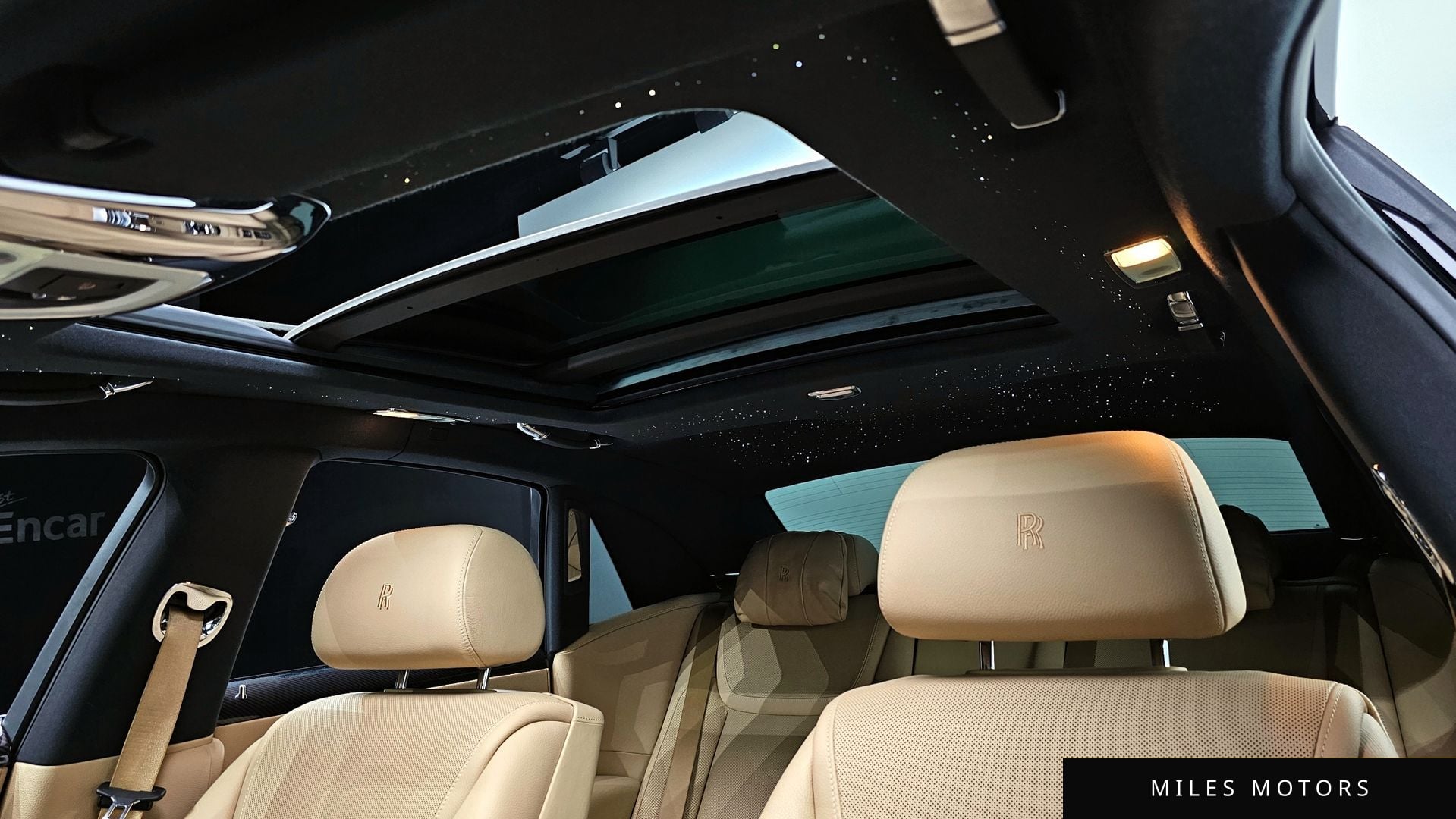 Rolls-Royce 고스트 2019 — миниатюра 18