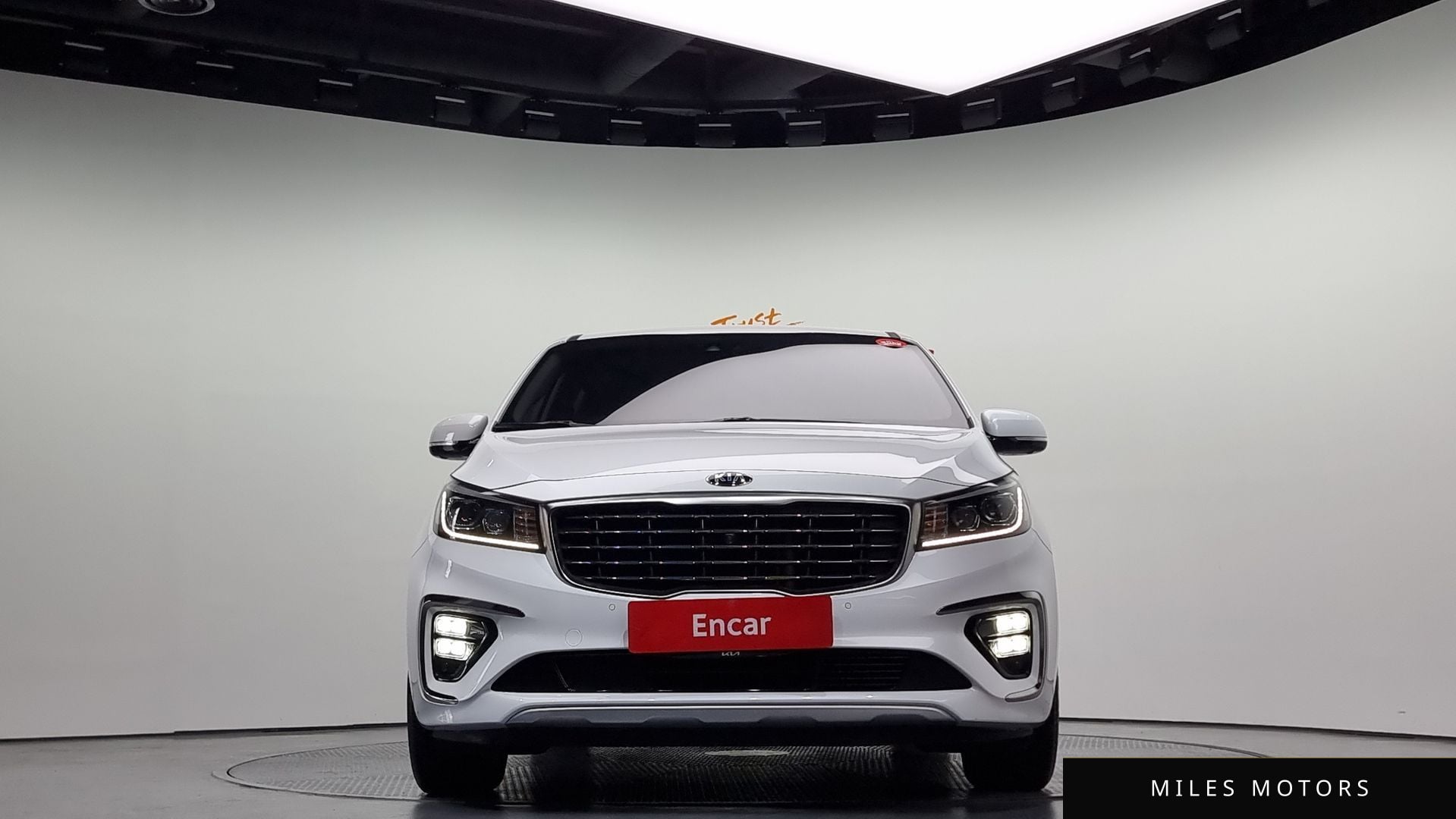 Kia Canival 2019 — миниатюра 3