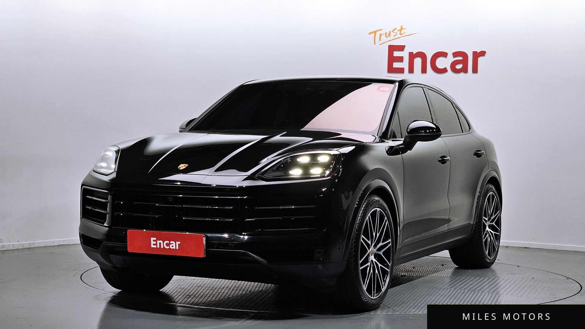 Porsche 카이엔 (PO536) 2024