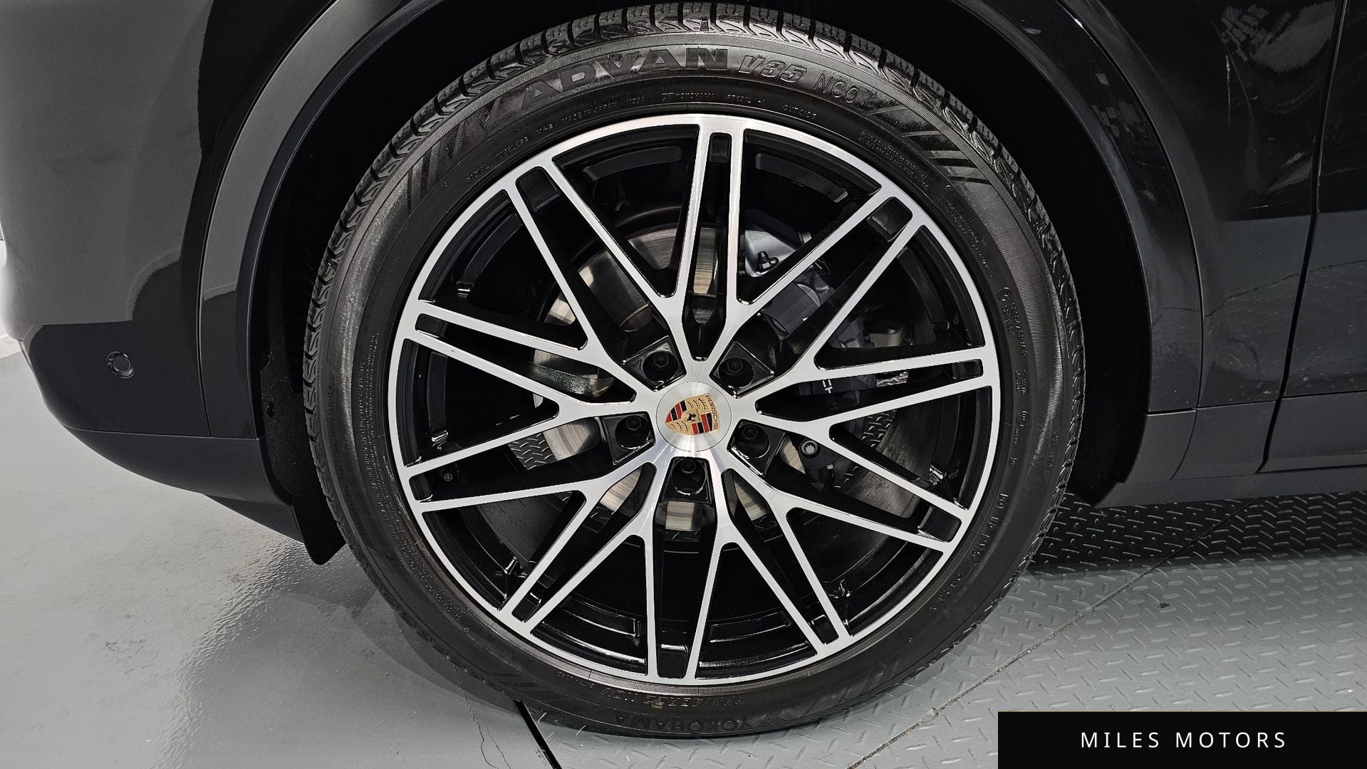 Porsche 카이엔 (PO536) 2024 — миниатюра 5