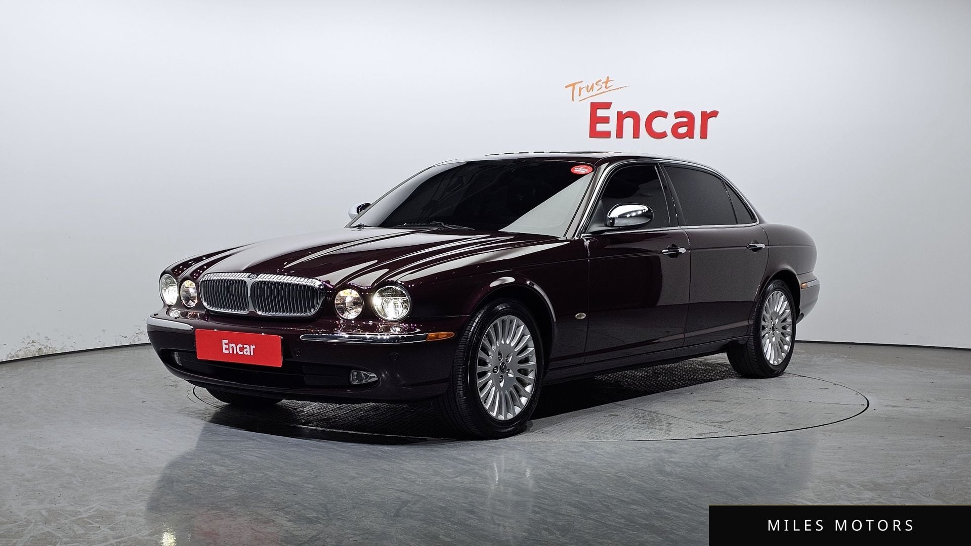 Jaguar Daimler 2006 — фото 1 из 12