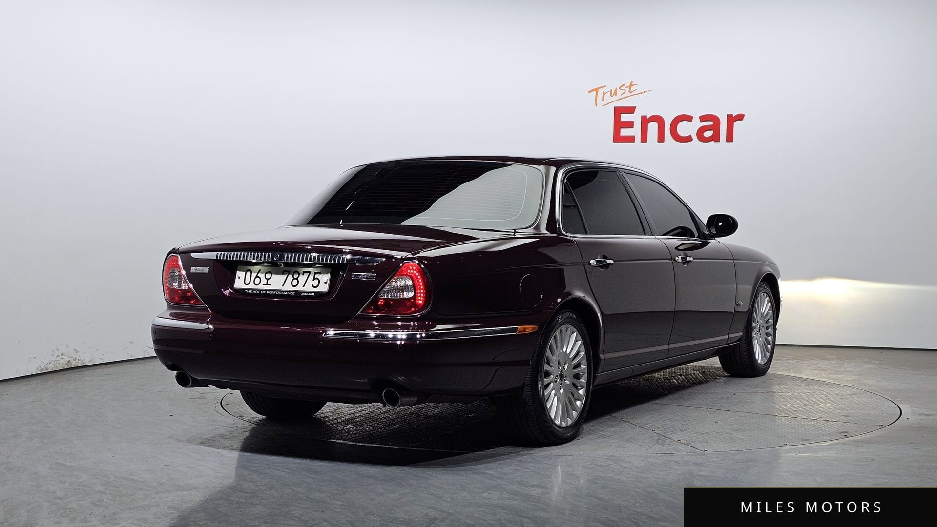 Jaguar Daimler 2006 — миниатюра 2