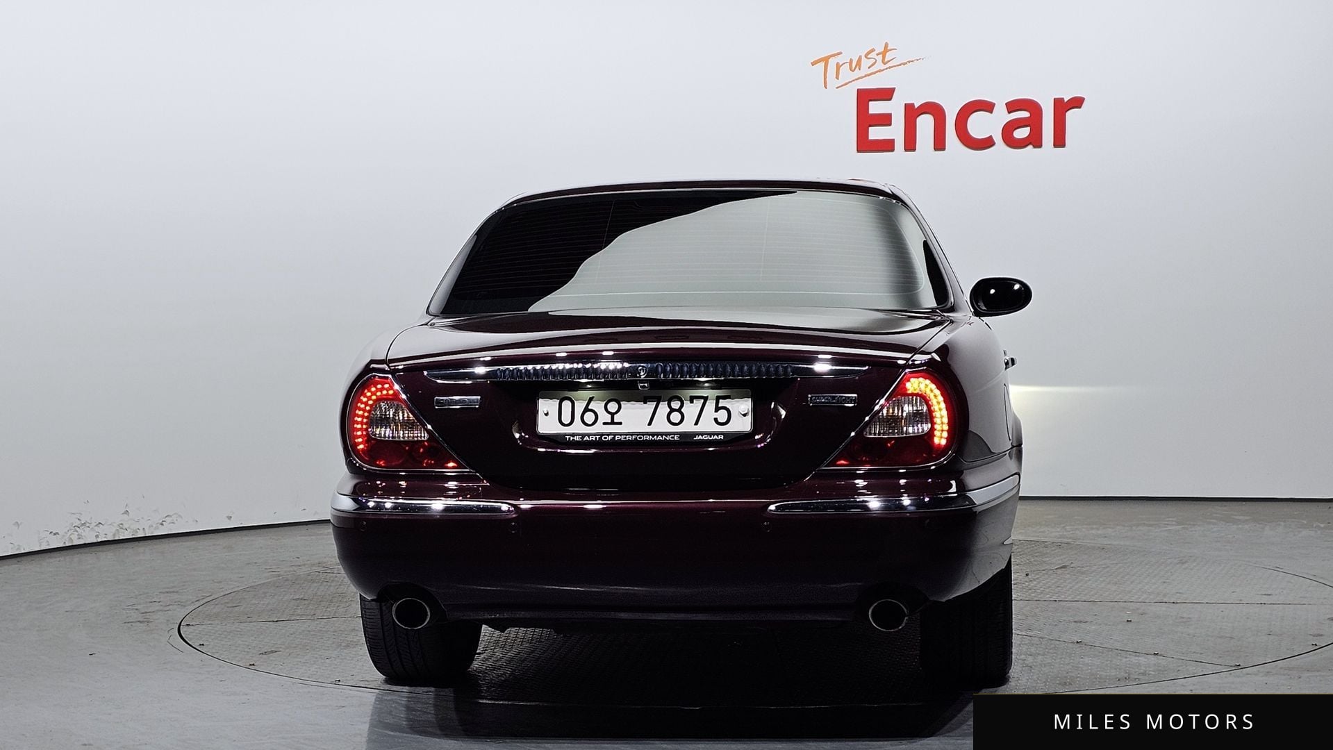 Jaguar Daimler 2006 — миниатюра 4