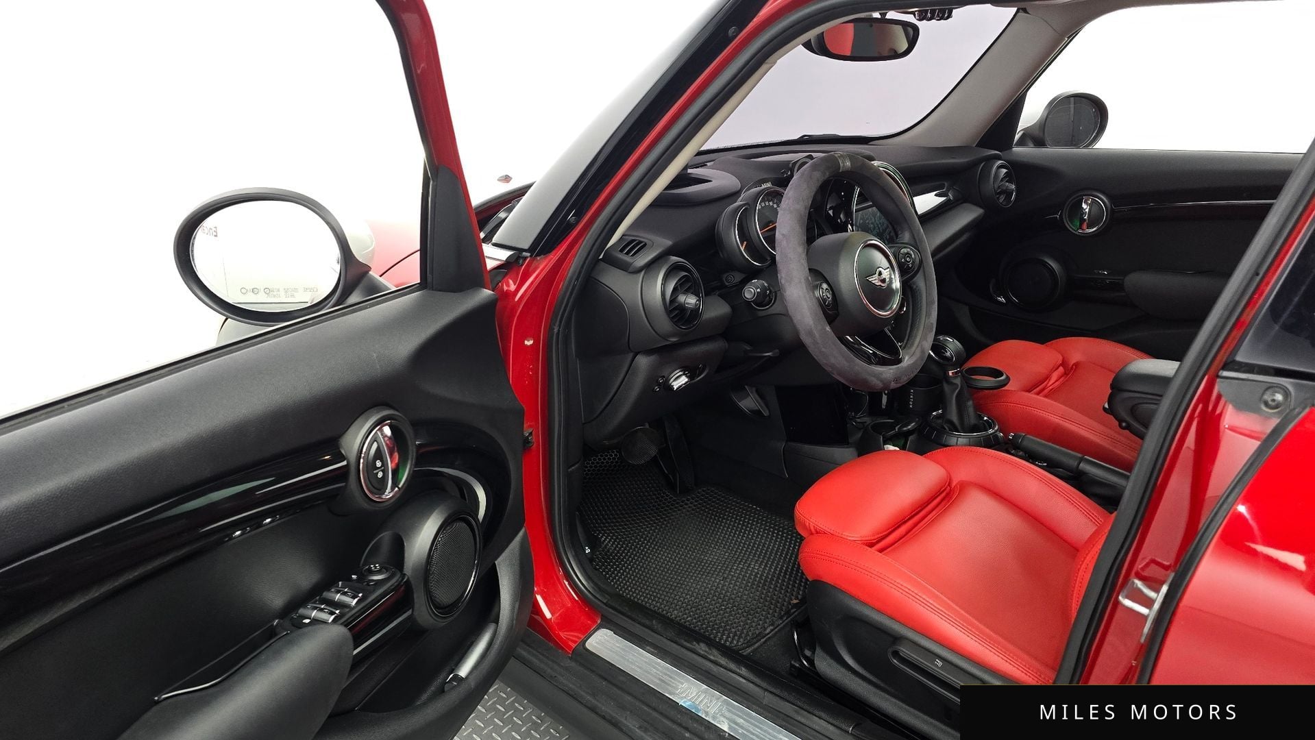 MINI Cooper 2018 — миниатюра 10