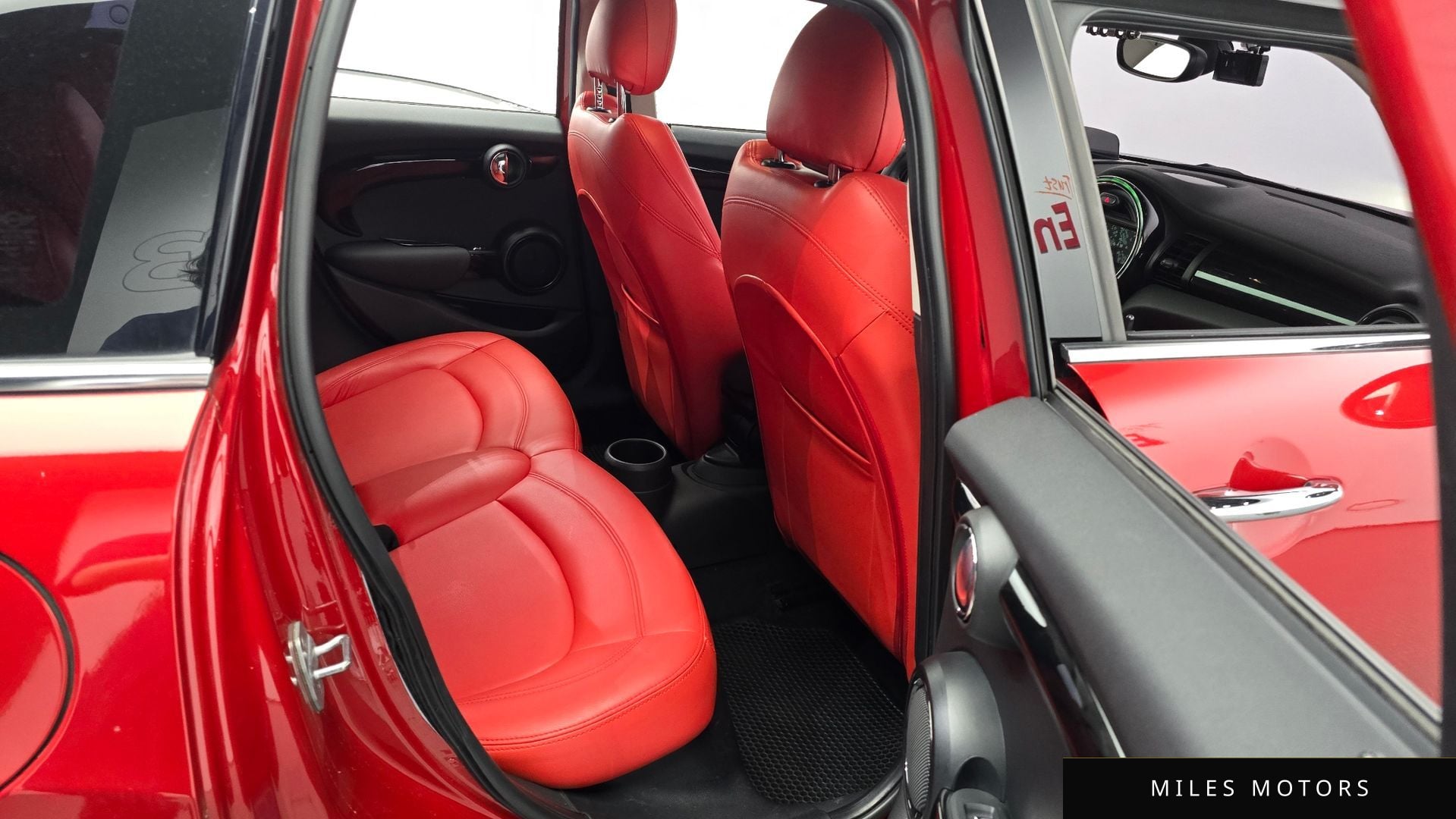 MINI Cooper 2018 — миниатюра 12