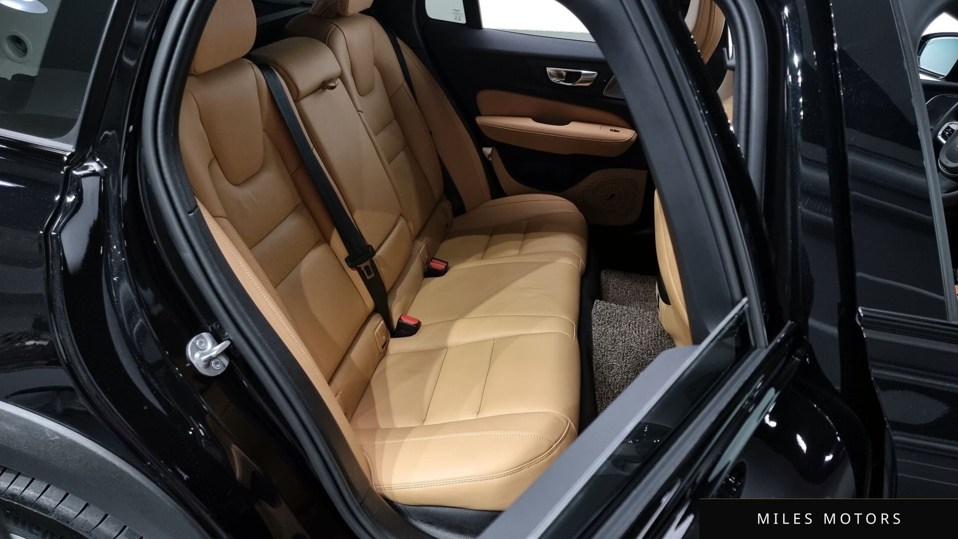 Volvo V60 2024 — миниатюра 12