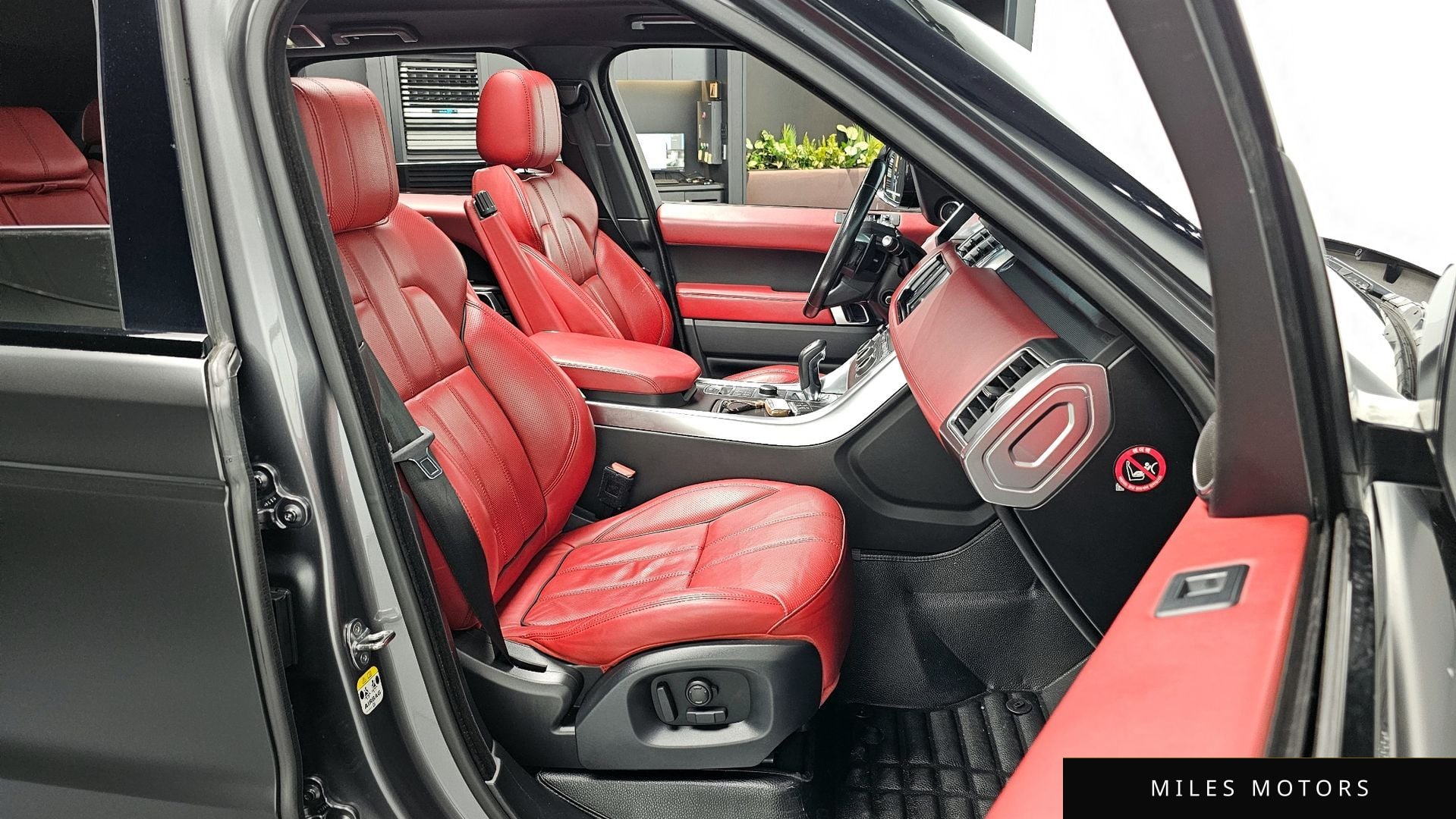 Land Rover Range Rover Sport 2016 — миниатюра 10