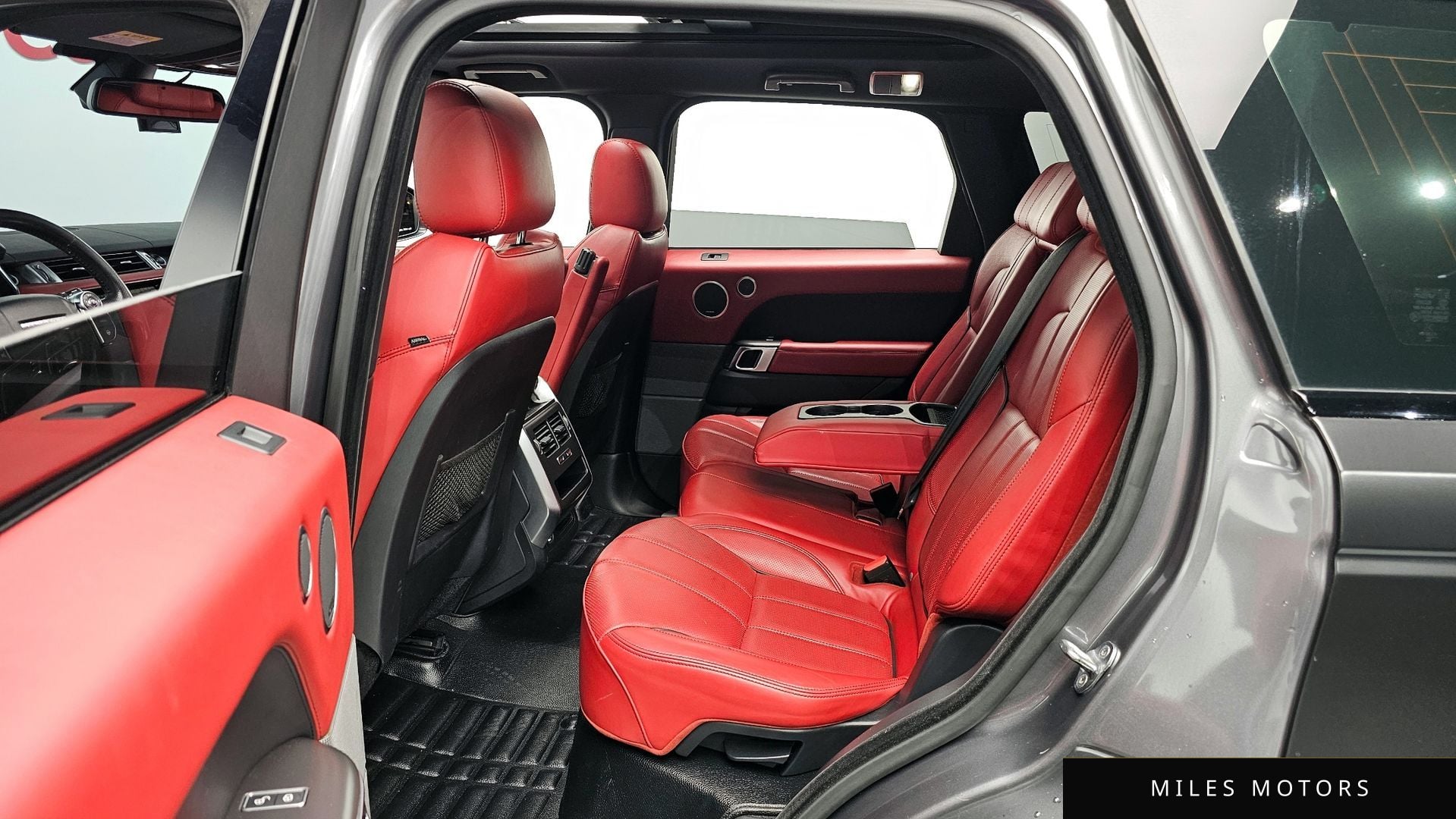 Land Rover Range Rover Sport 2016 — миниатюра 12