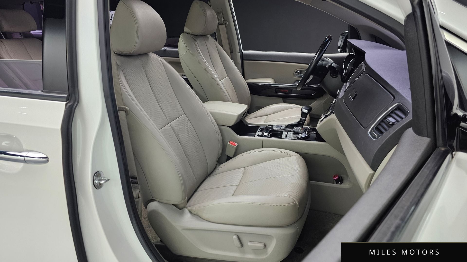 Kia Canival 2018 — миниатюра 10