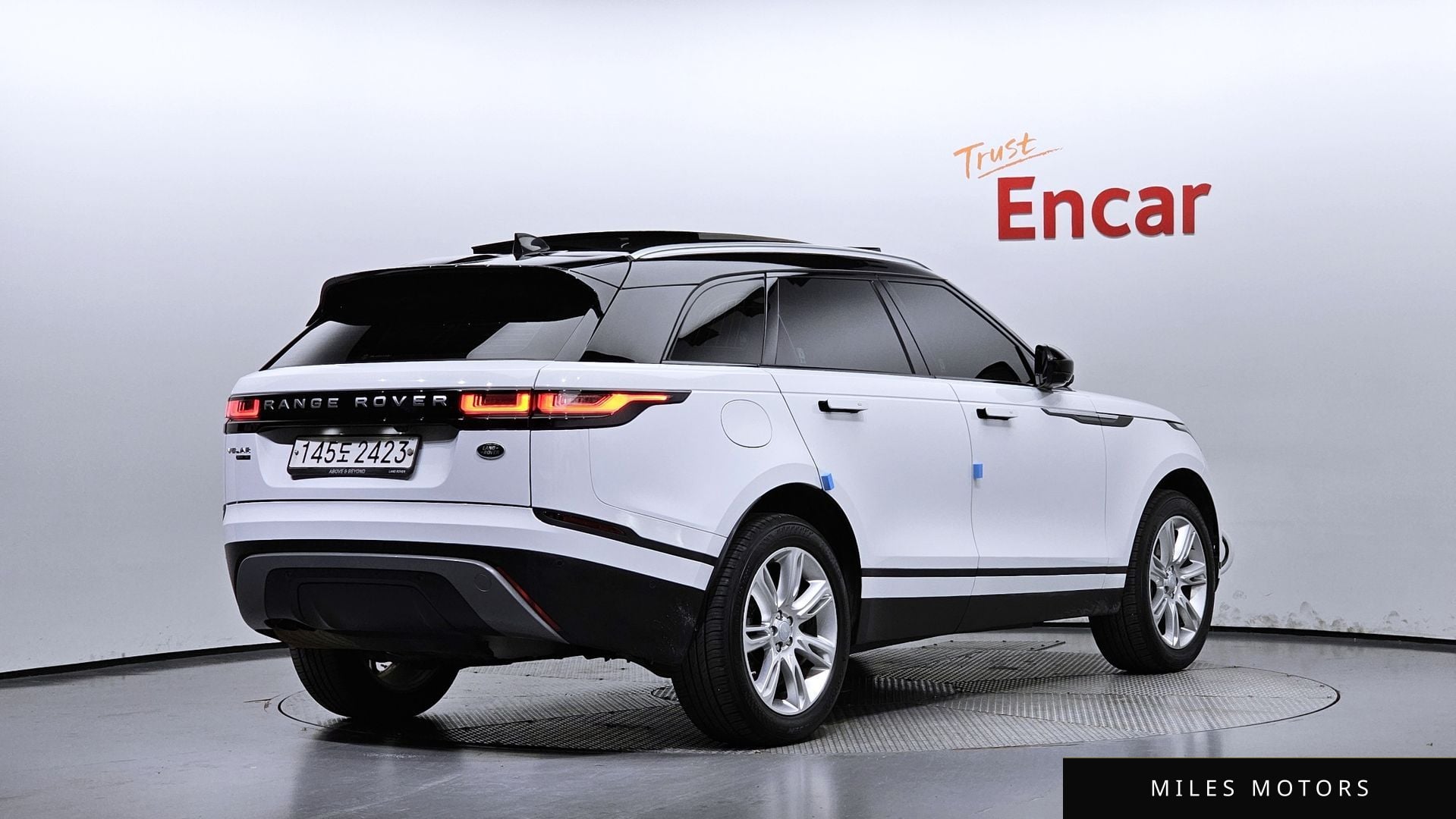 Land Rover Range Rover Velar 2019 — миниатюра 2
