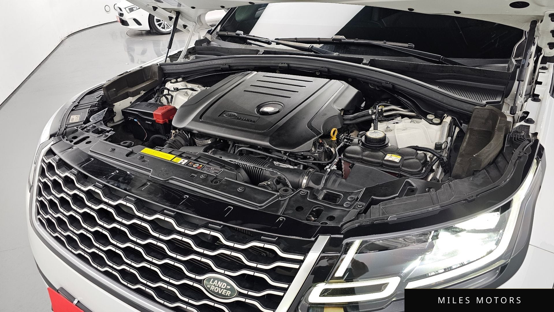 Land Rover Range Rover Velar 2019 — миниатюра 6