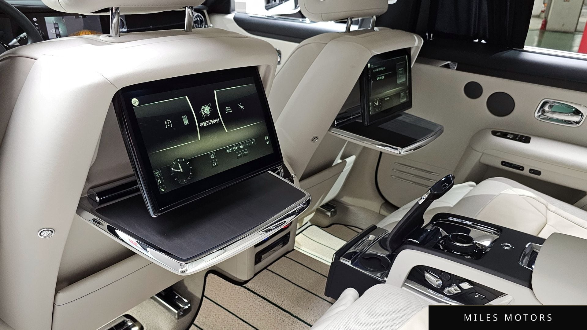 Rolls-Royce 고스트 2022 — миниатюра 19