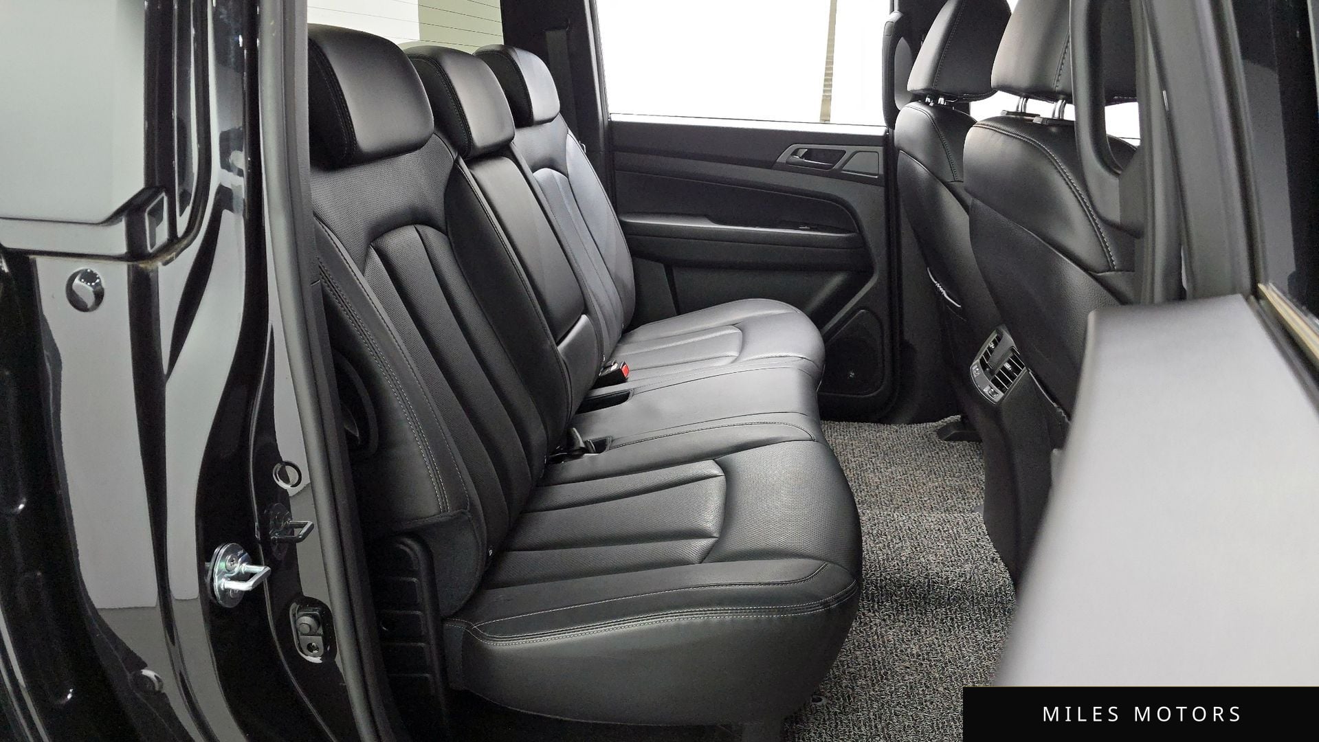 KG Mobility Rexton 2022 — миниатюра 12