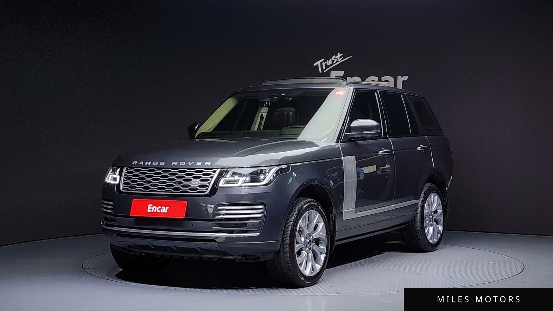 Land Rover Range Rover 2019 — фото 1 из 12