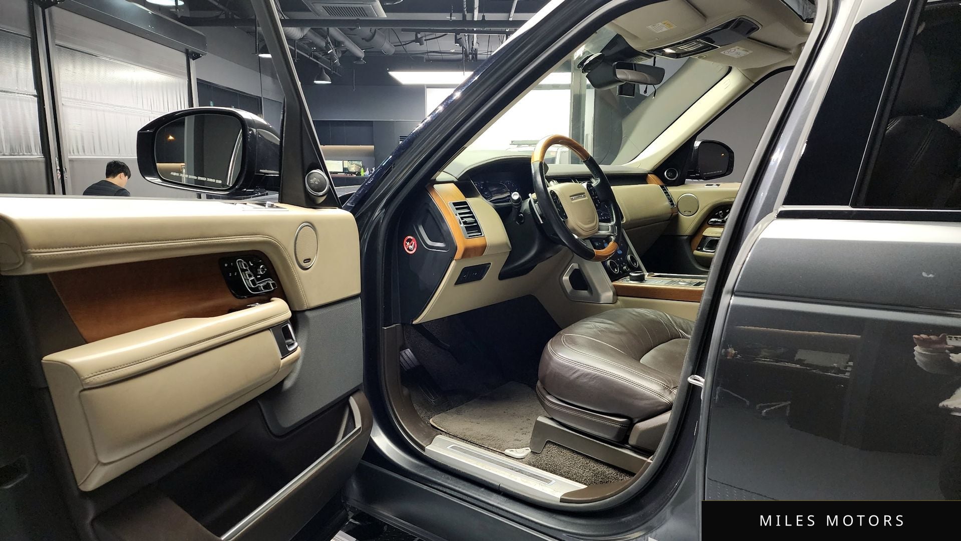 Land Rover Range Rover 2019 — миниатюра 10